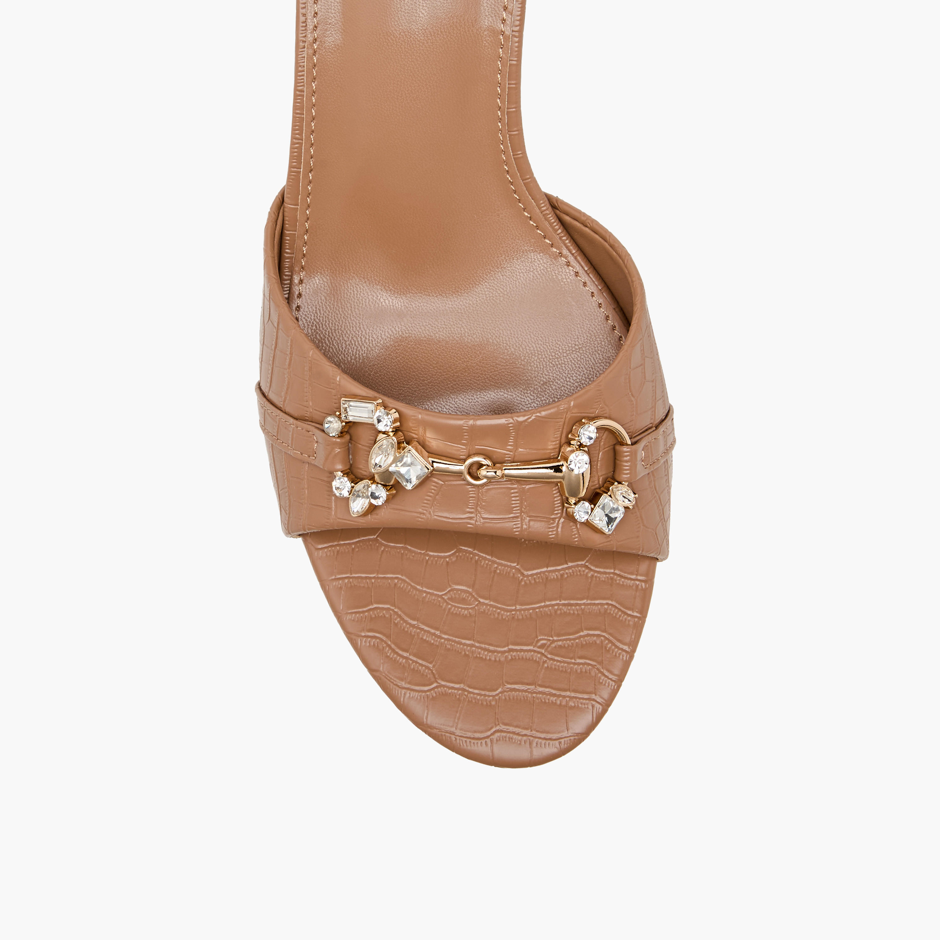صندل بكعب متّسع للنساء من فلورا بيلا-women-shoes-sandals-heeled-image-4
