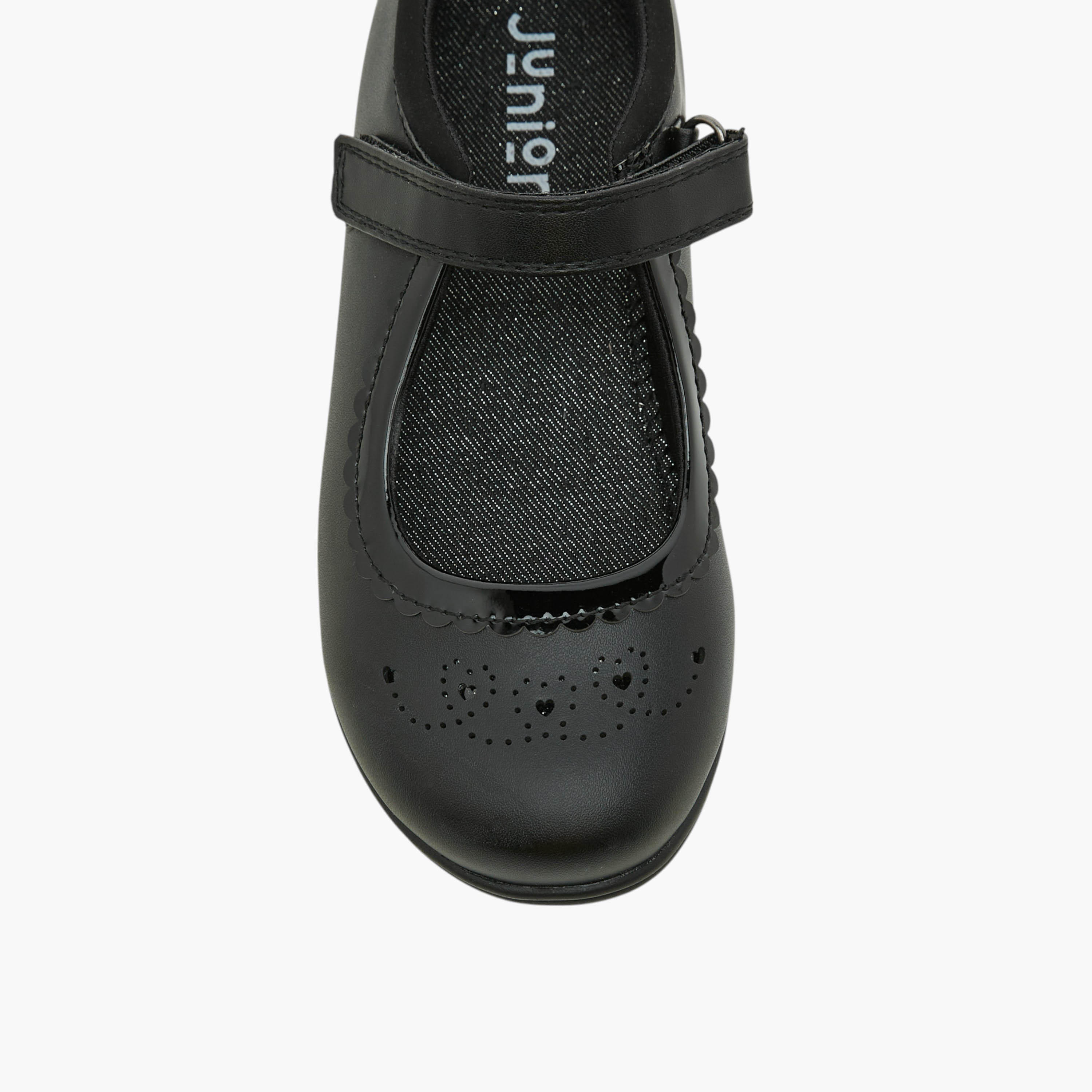 حذاء مدرسي بارز الملمس بشريط إغلاق لاصق من جونيورز-girls-shoes-schoolshoes-image-4