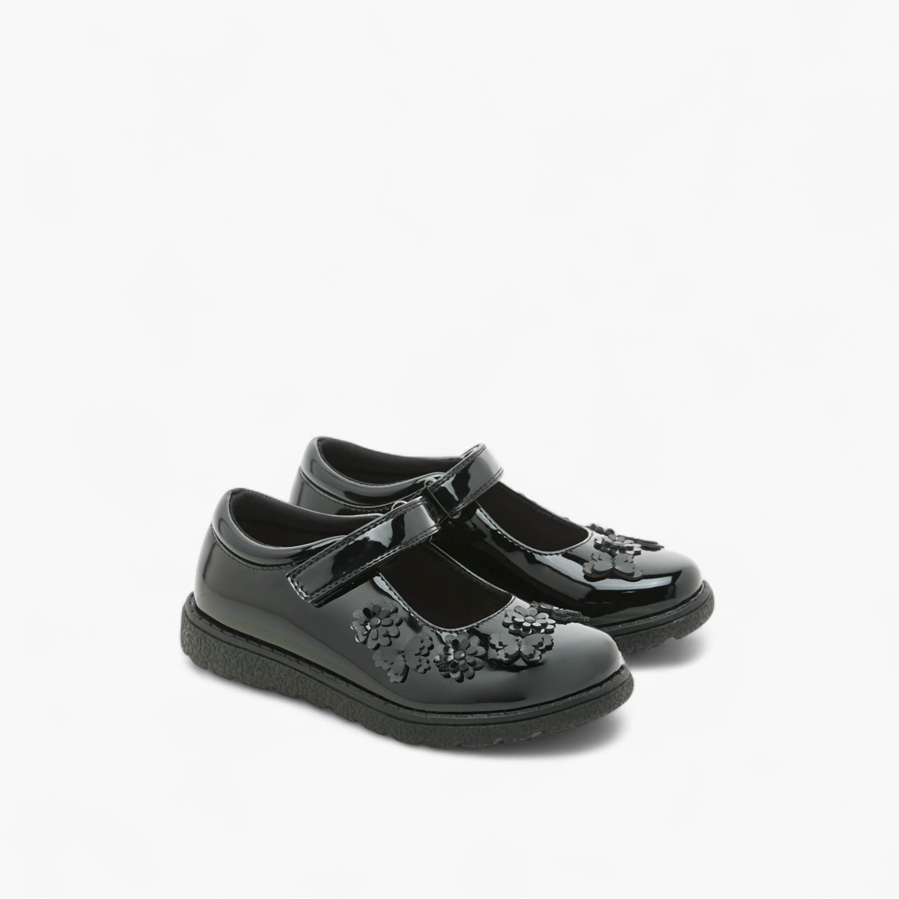 حذاء مدرسي بتزيينات أزهار وشريط إغلاق من جونيورز-girls-shoes-schoolshoes-image-1