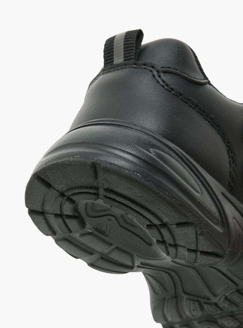 حذاء مدرسي بارز الملمس بشريط إغلاق من مارفل-boys-shoes-schoolshoes-image-4