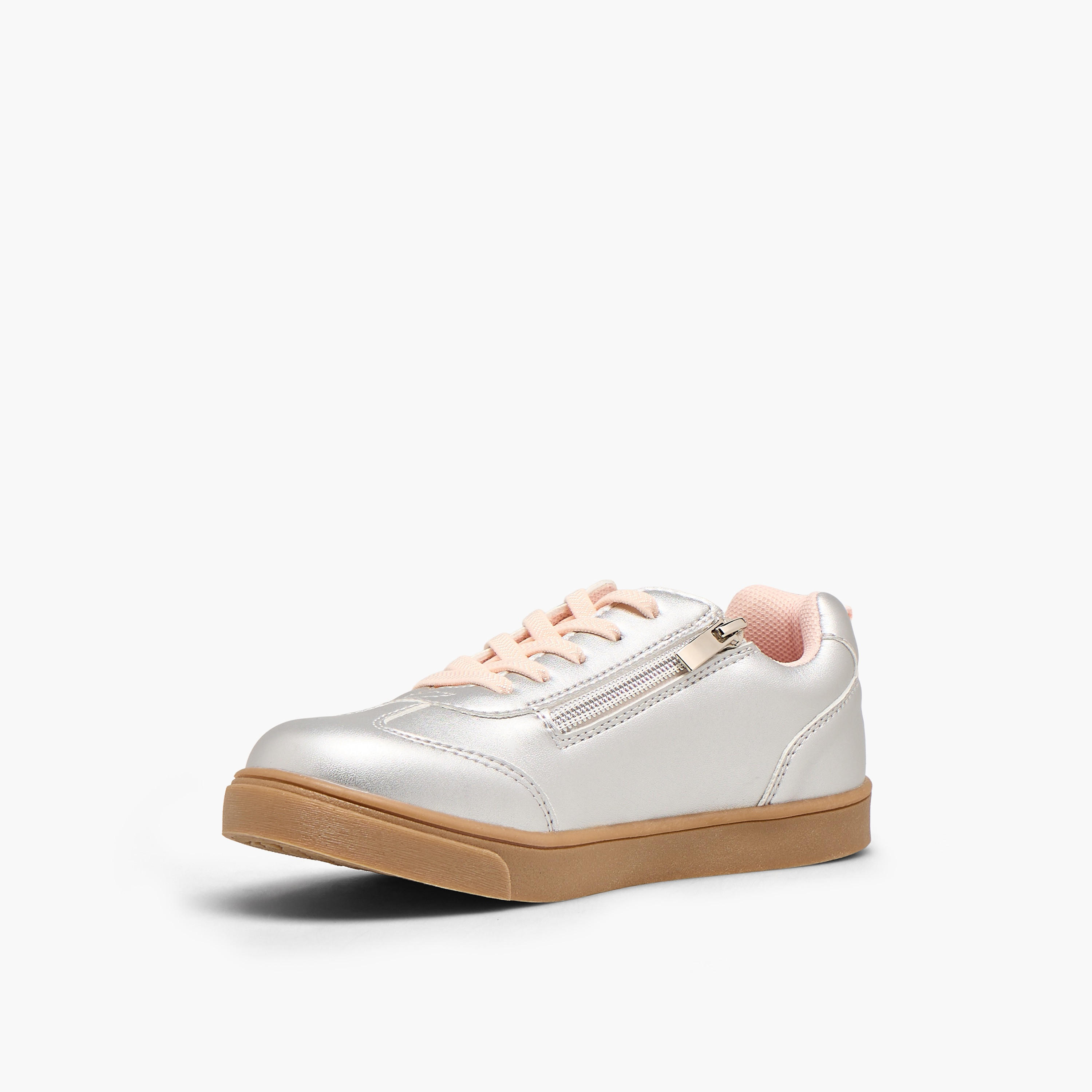 حذاء سنيكرز برباط إغلاق وطبعات للبنات من باربي-girls-shoes-sneakers-image-4