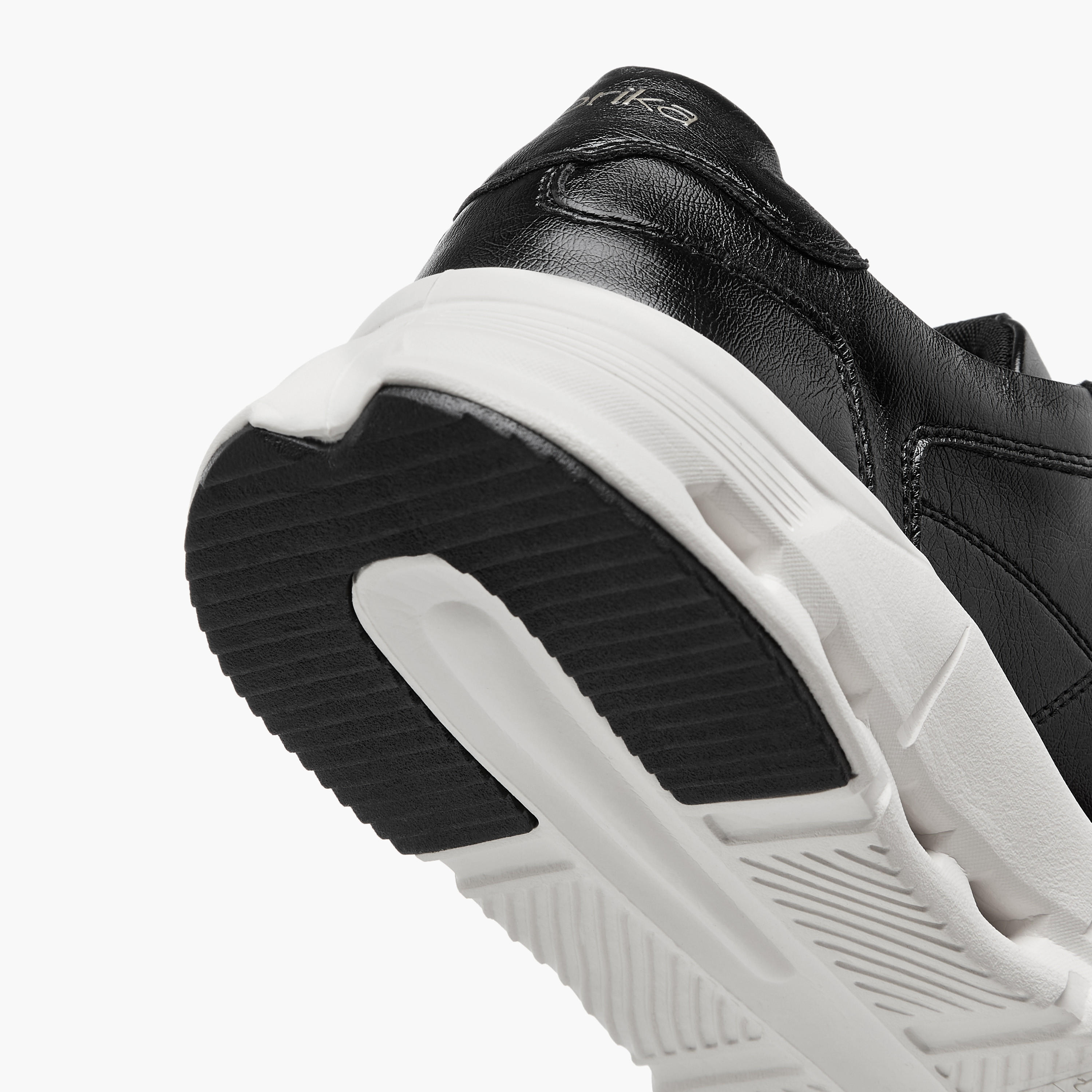 حذاء سنيكرز برباط إغلاق وألواح من بابريكا-women-shoes-sneakers-image-5