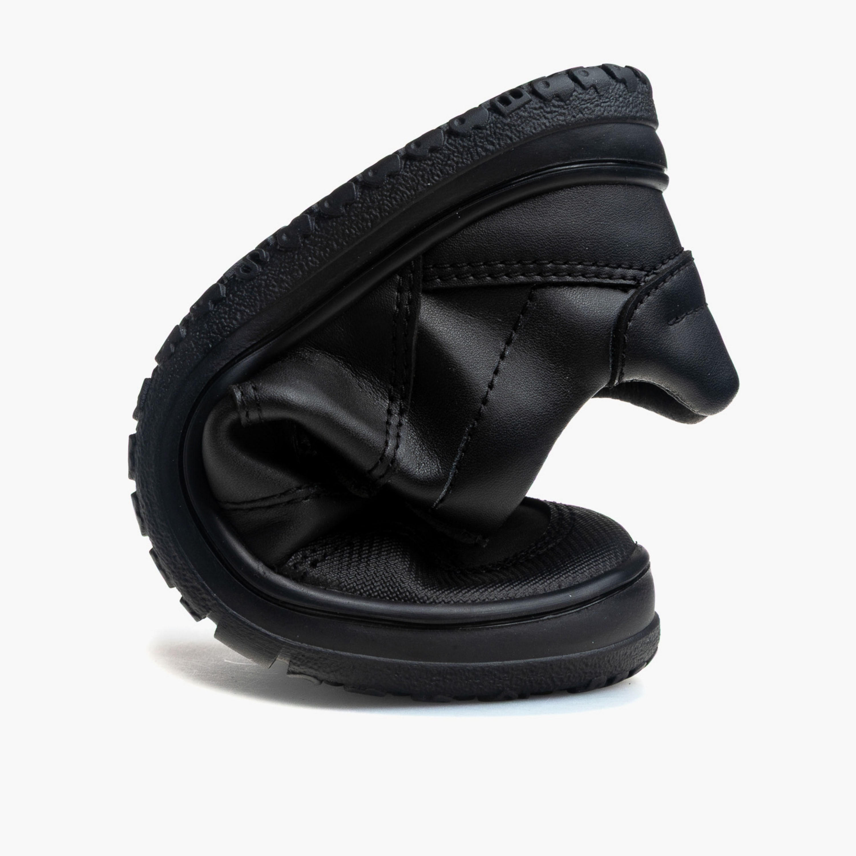 Pablosky Boys Leather Hook & Loop School Shoes-boys-shoes-schoolshoes-image-5