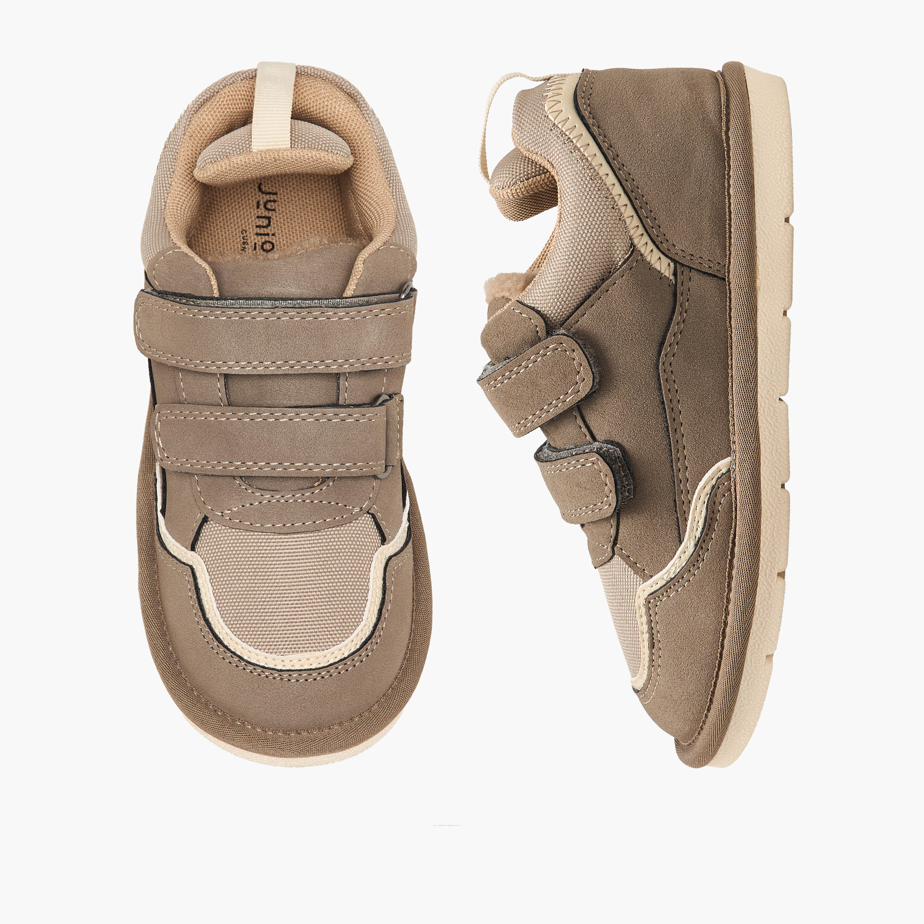 حذاء بشريط إغلاق للأولاد من جونيورز-boys-shoes-sneakers-image-1