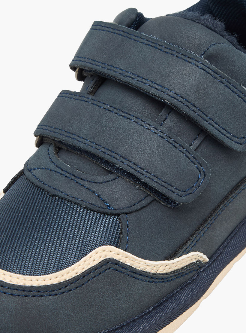حذاء بشريط إغلاق للأولاد من جونيورز-boys-shoes-sneakers-image-4