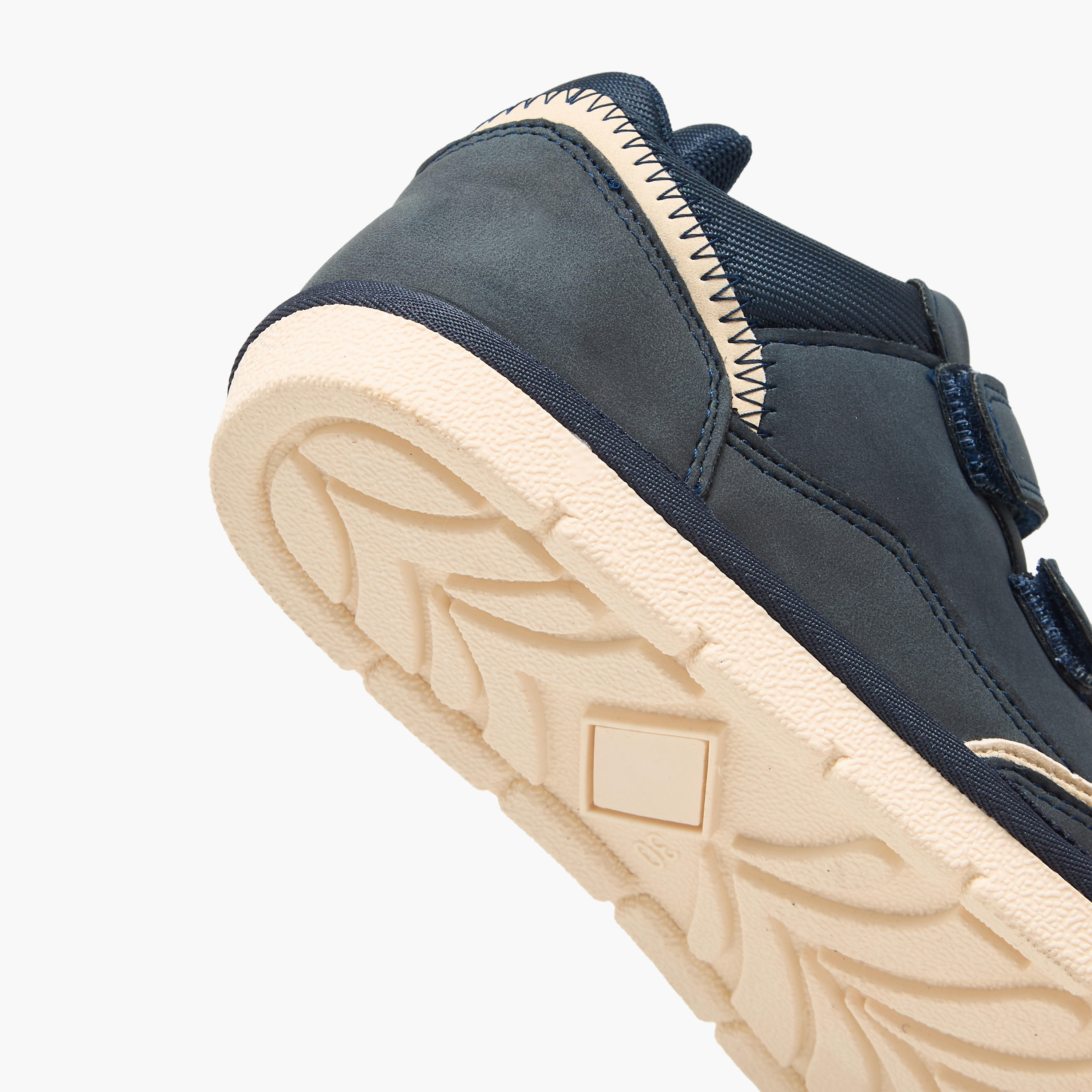 حذاء بشريط إغلاق للأولاد من جونيورز-boys-shoes-sneakers-image-5