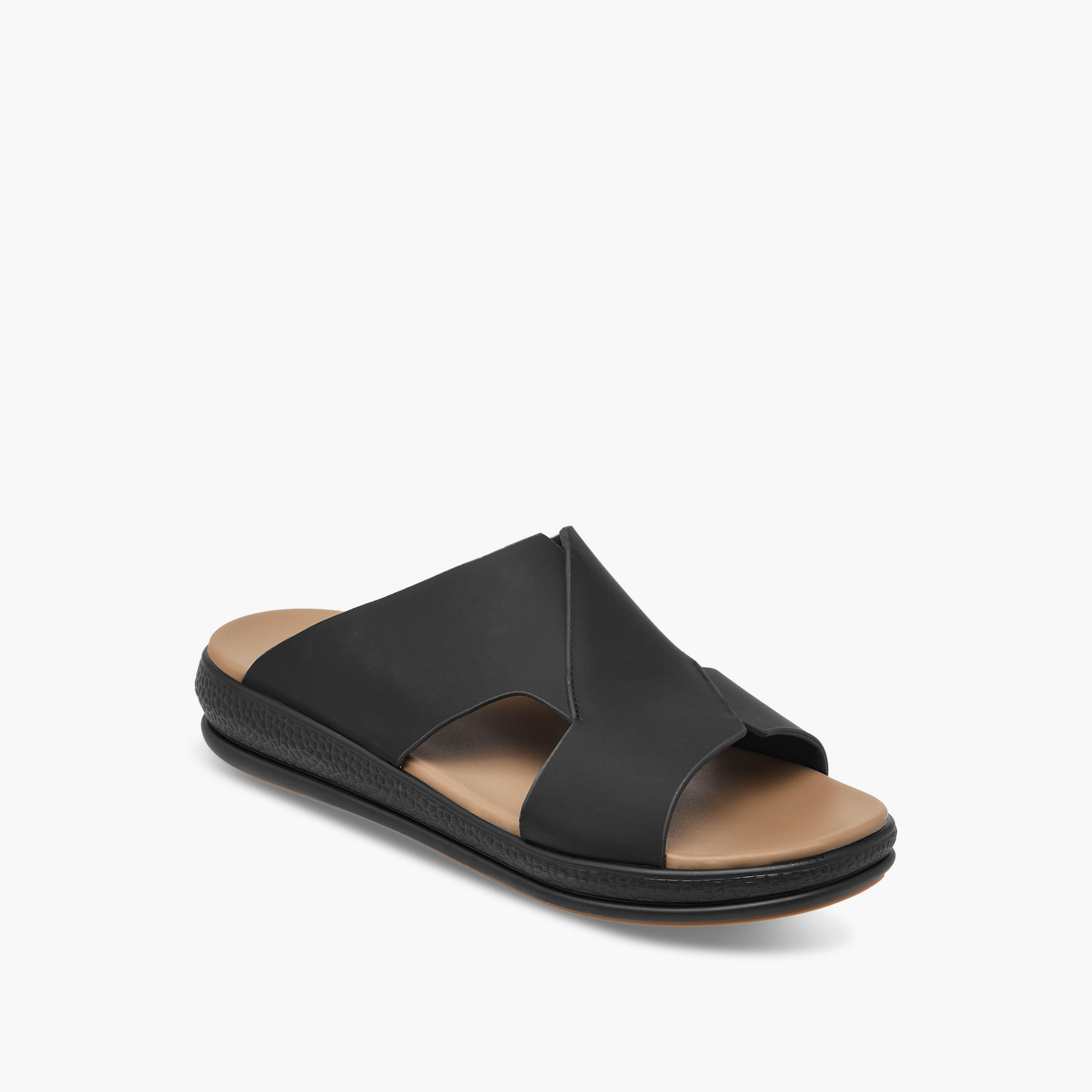 صندل سهل الارتداء مفرغ من أل بي أل من شو إكسبريس-men-shoes-sandals-image-2