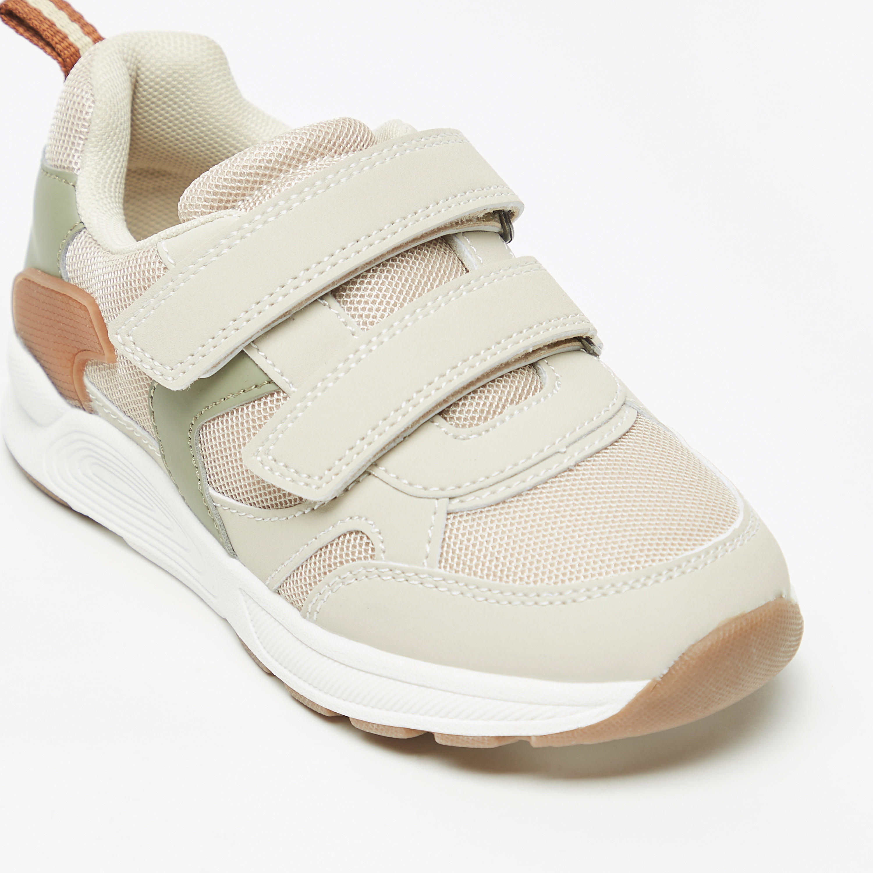 حذاء سنيكرز بشريط إغلاق لاصق وألواح للأطفال من جونيورز-boys-shoes-schoolshoes-image-5