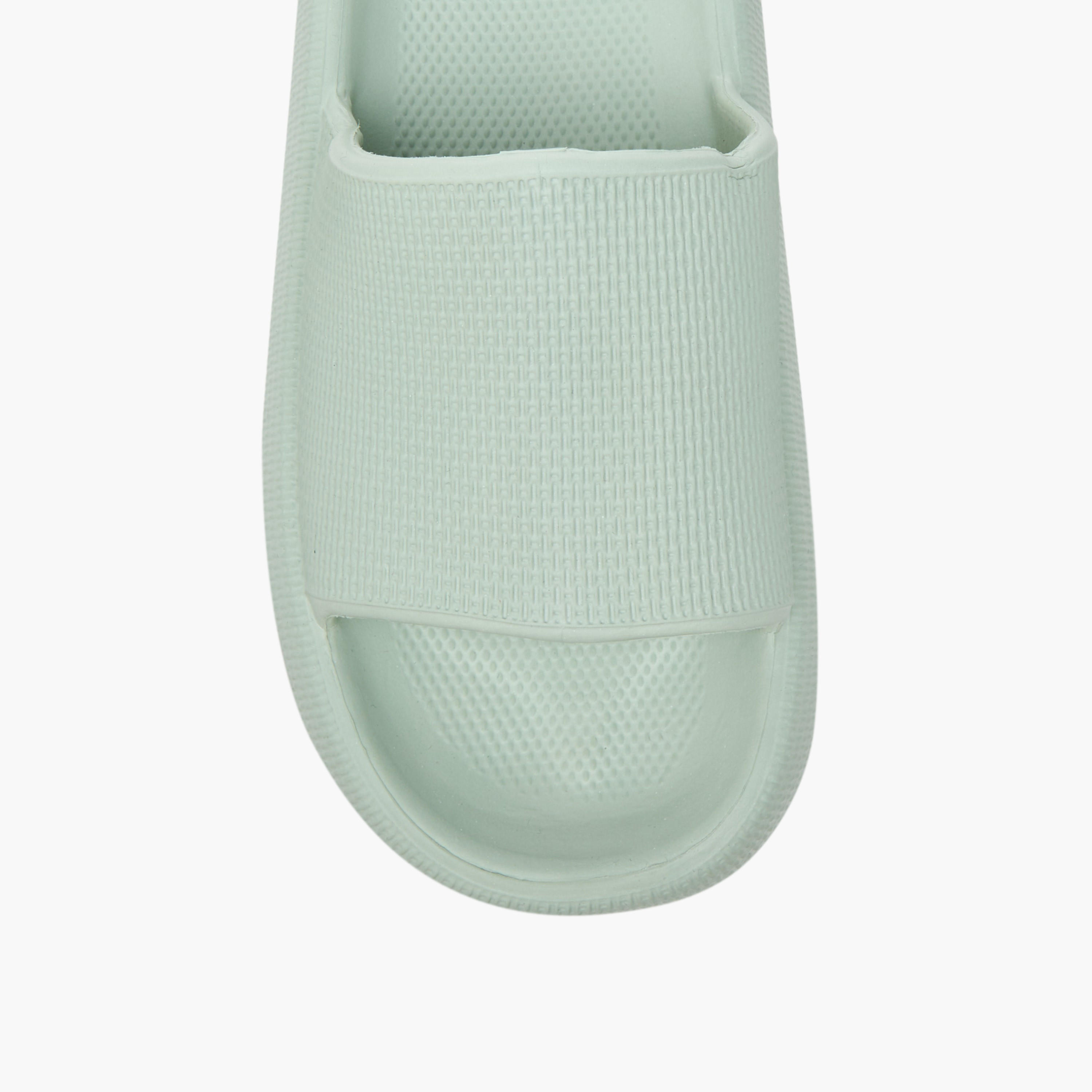 شبشب خفيف سهل الارتداء بارز الملمس للنساء من سيليست-women-shoes-flipflopsandslides-image-3