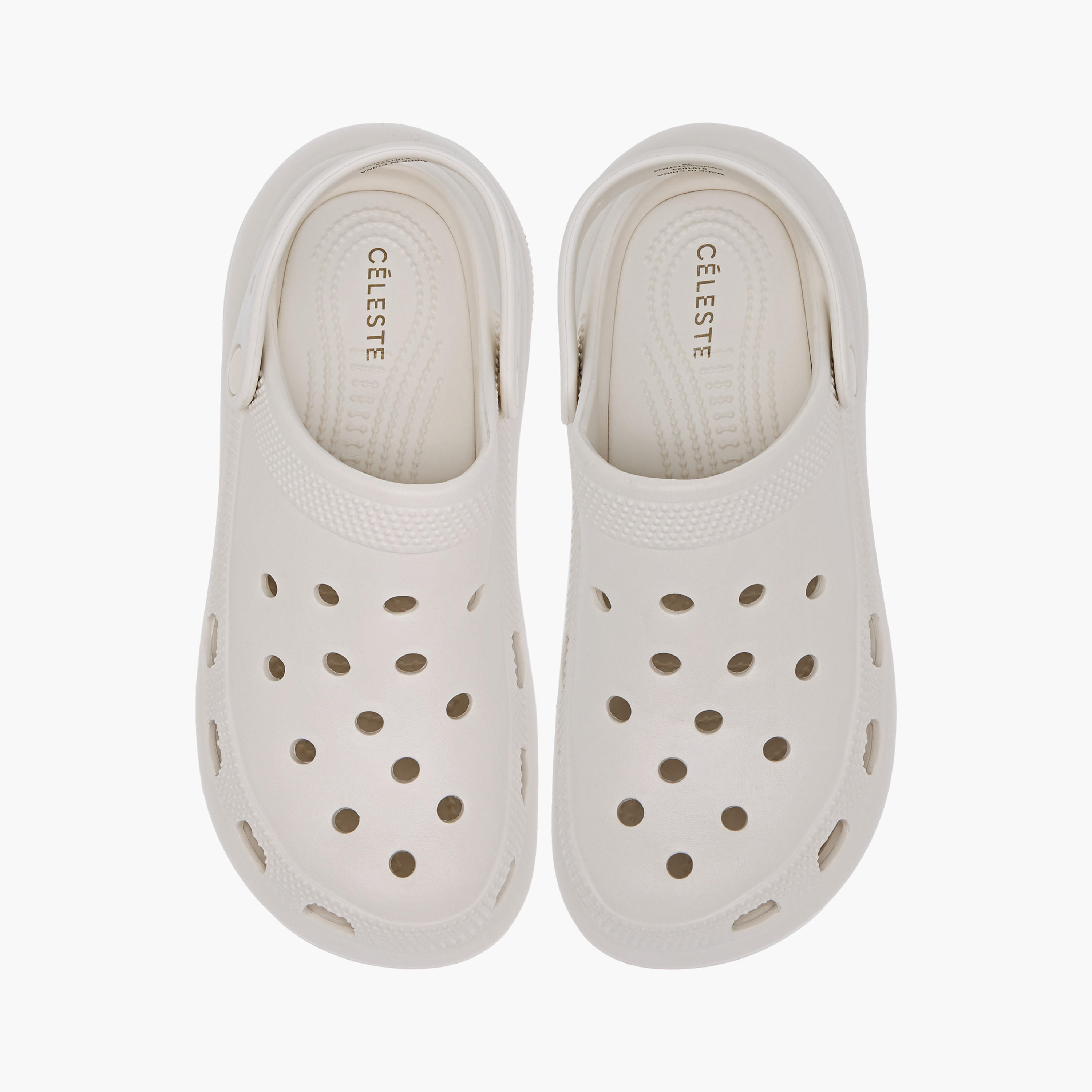 صندل كلوج بحزام خلفي وتفاصيل مفرغة للنساء من سيليست-women-shoes-flats-sandals-image-1