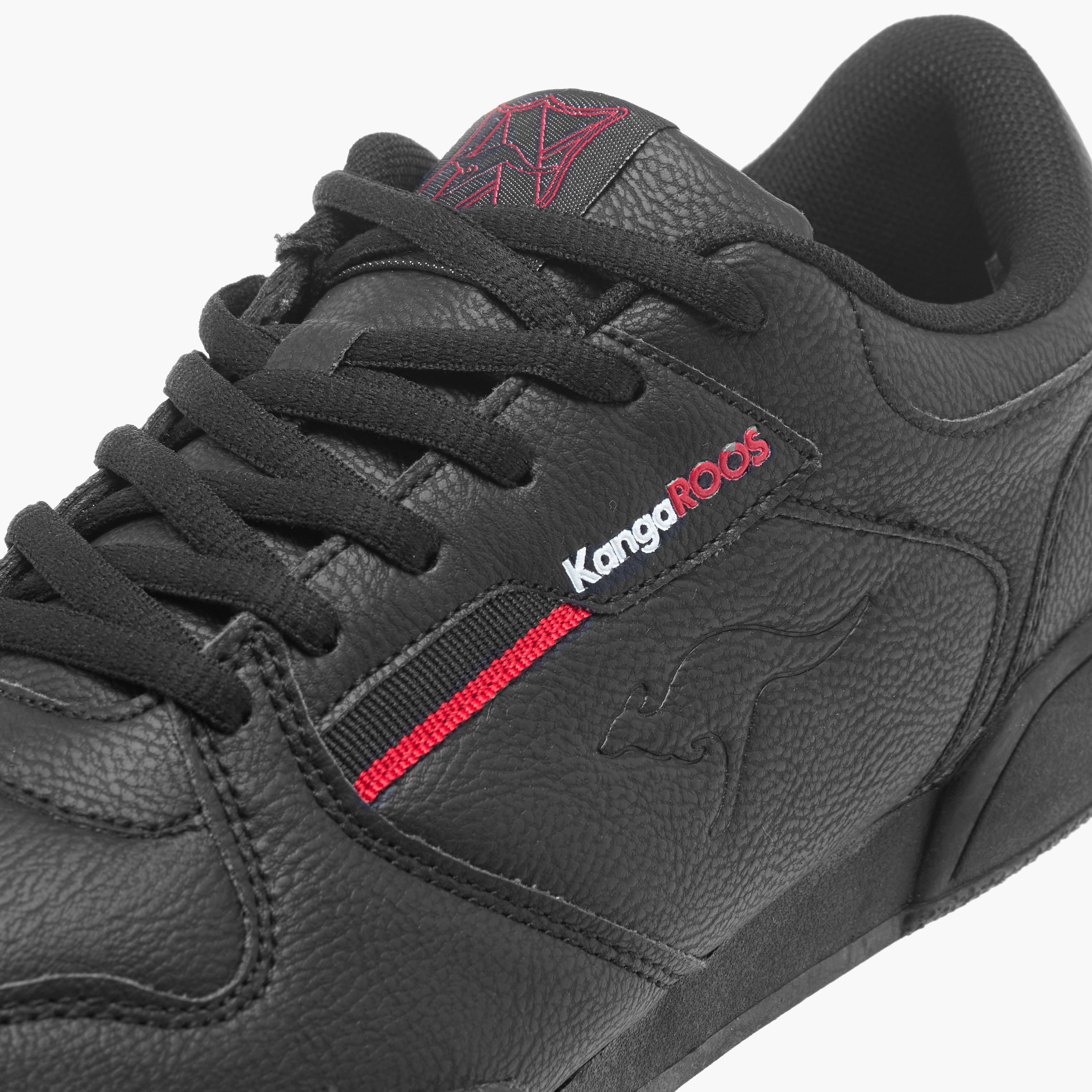 حذاء سنيكرز برباط وتفاصيل شعار للنساء من كانجاروس-women-shoes-sneakers-image-4