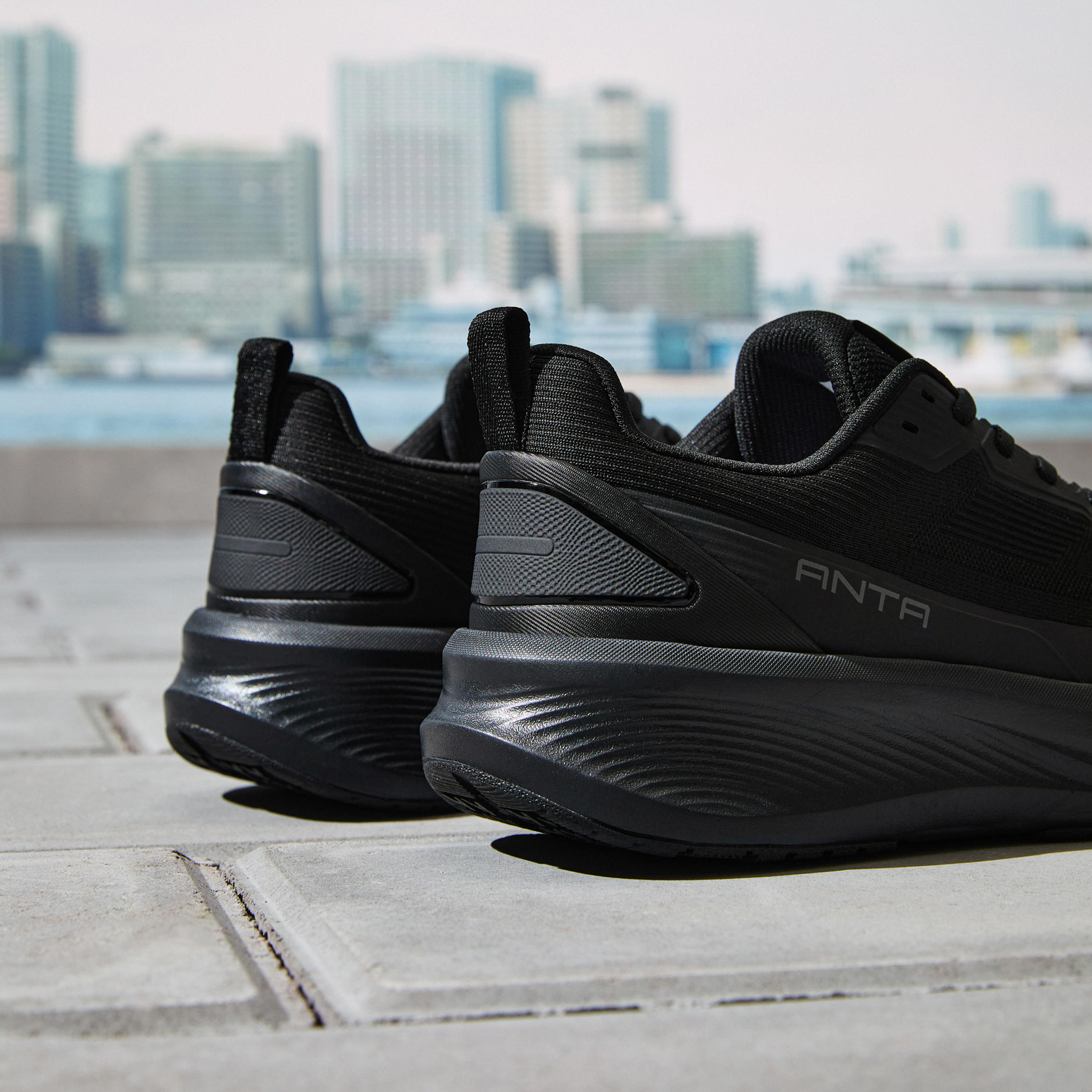 حذاء رياضي برباط إغلاق للرجال من أنتا - إي بافر 13-sports-men-shoes-image-10