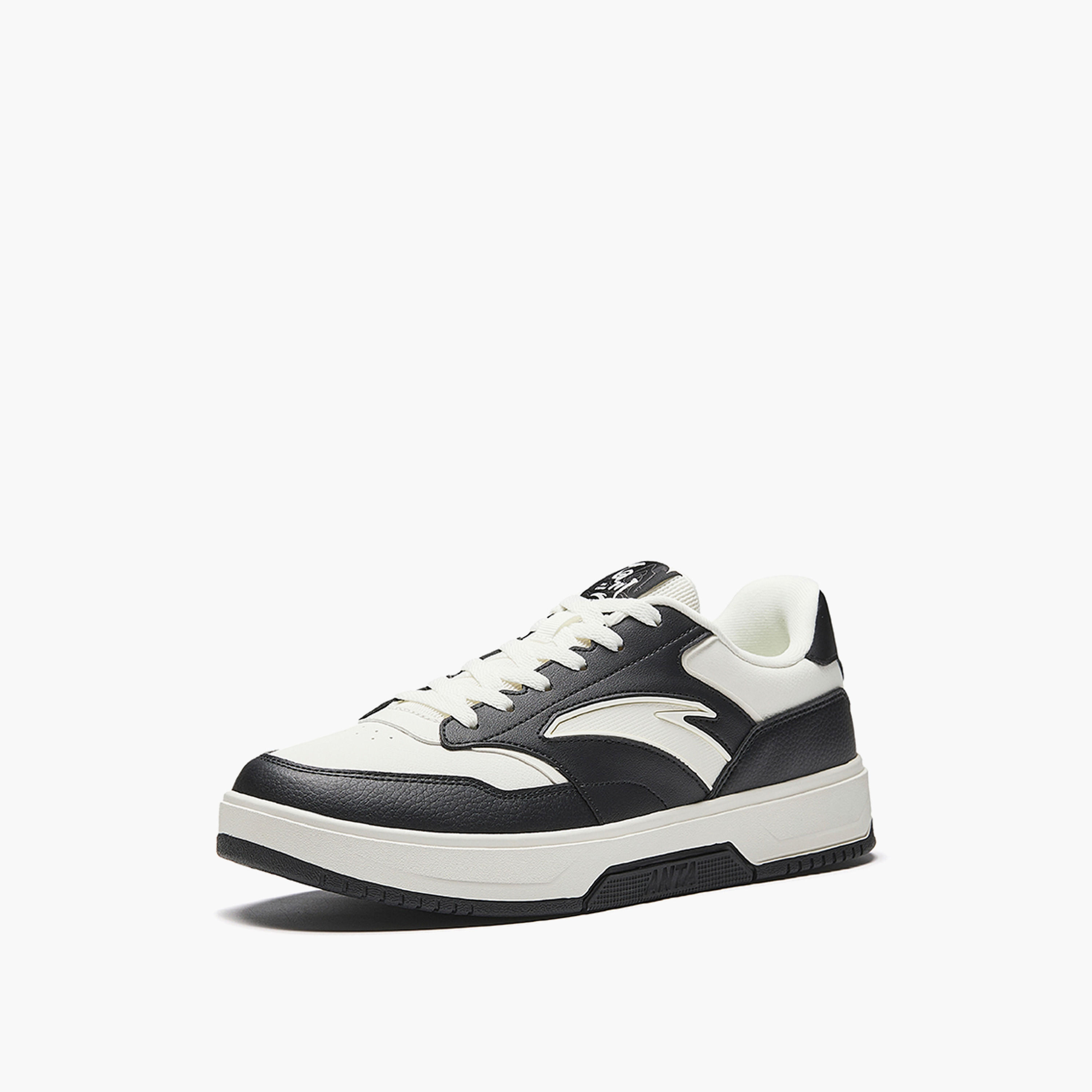 حذاء سنيكرز طول الكاحل برباط إغلاق للرجال من أنتا - ريفرز-sports-men-shoes-image-1