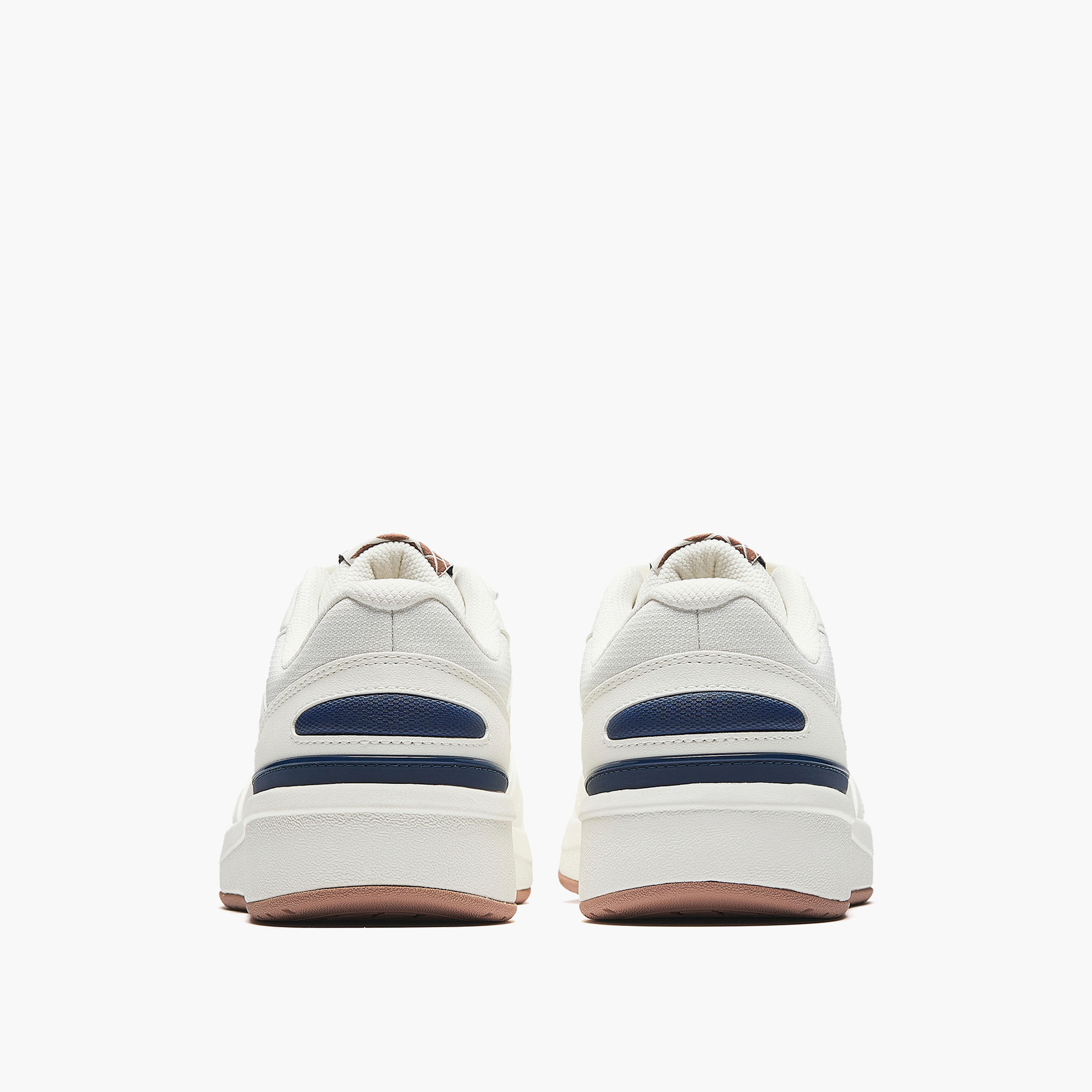 حذاء سنيكرز طول الكاحل برباط إغلاق للرجال من أنتا - 4 كارات-men-shoes-sneakers-image-4
