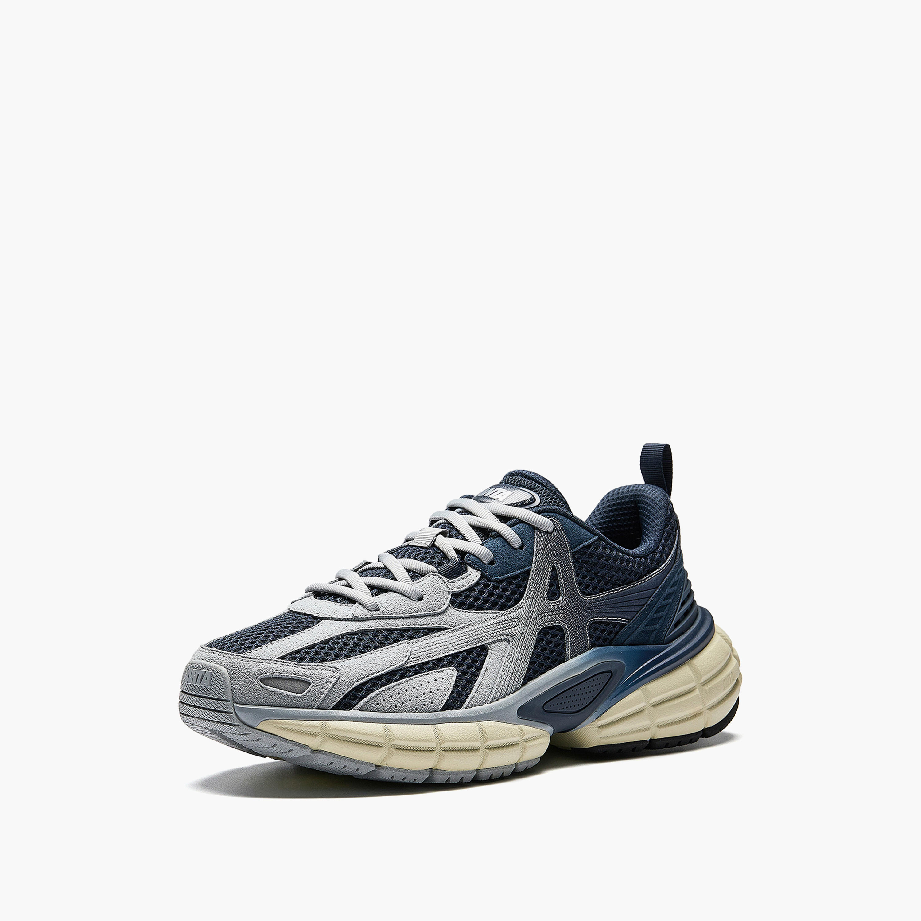 حذاء رياضي برباط إغلاق للرجال من أنتا - ألفاداون-sports-men-shoes-image-1