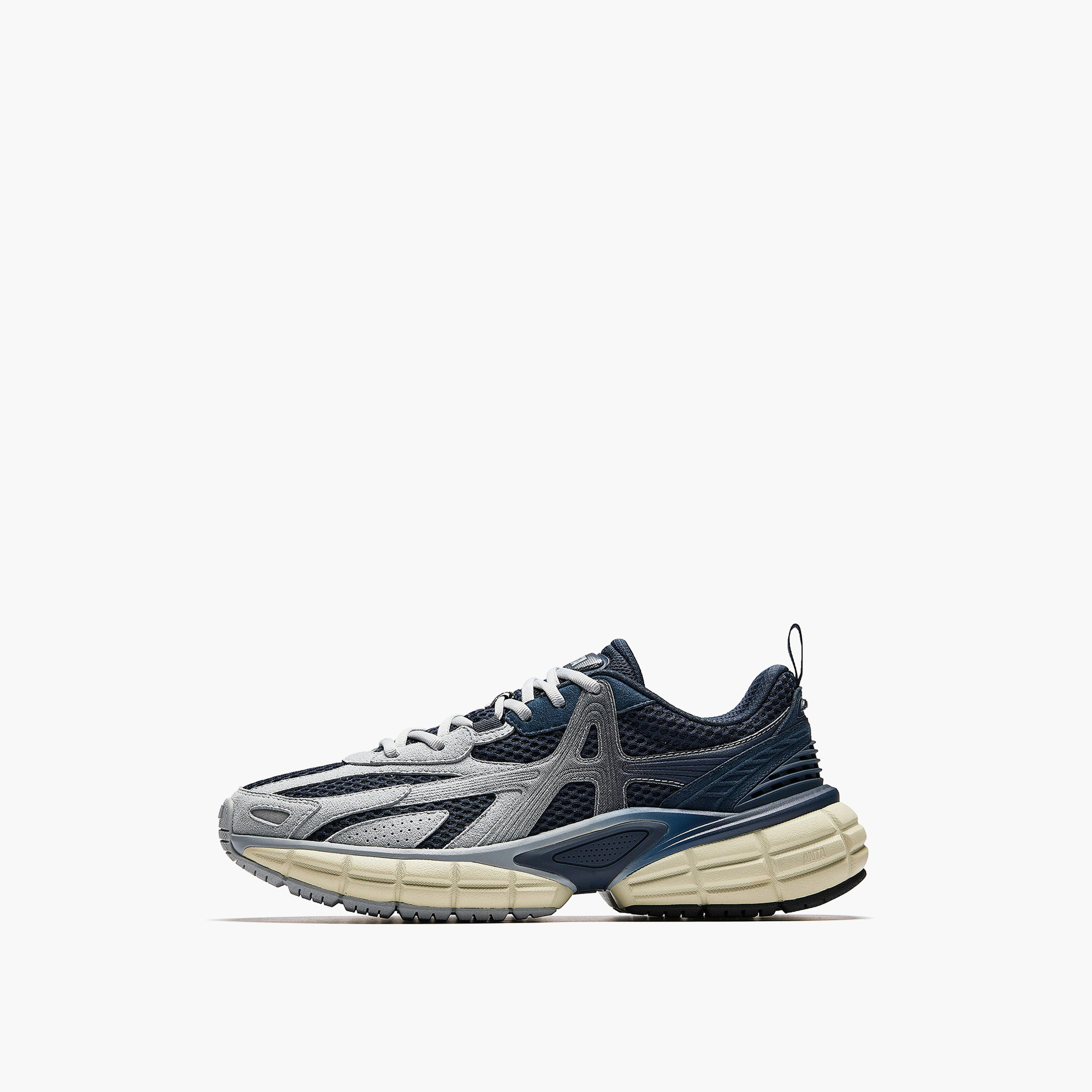 حذاء رياضي برباط إغلاق للرجال من أنتا - ألفاداون-sports-men-shoes-image-2