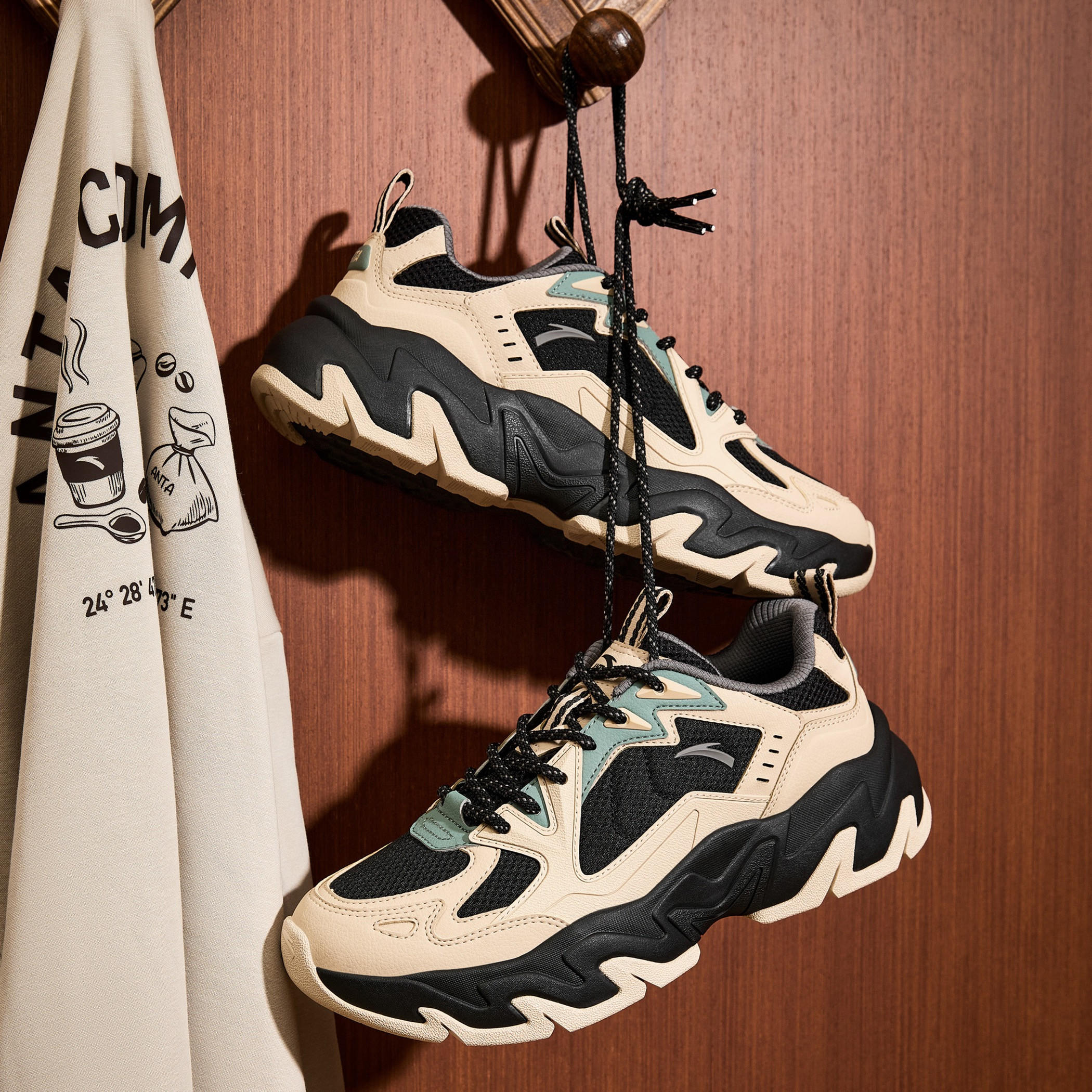 حذاء سنيكرز برباط إغلاق للرجال من أنتا - روك-sports-men-shoes-image-4