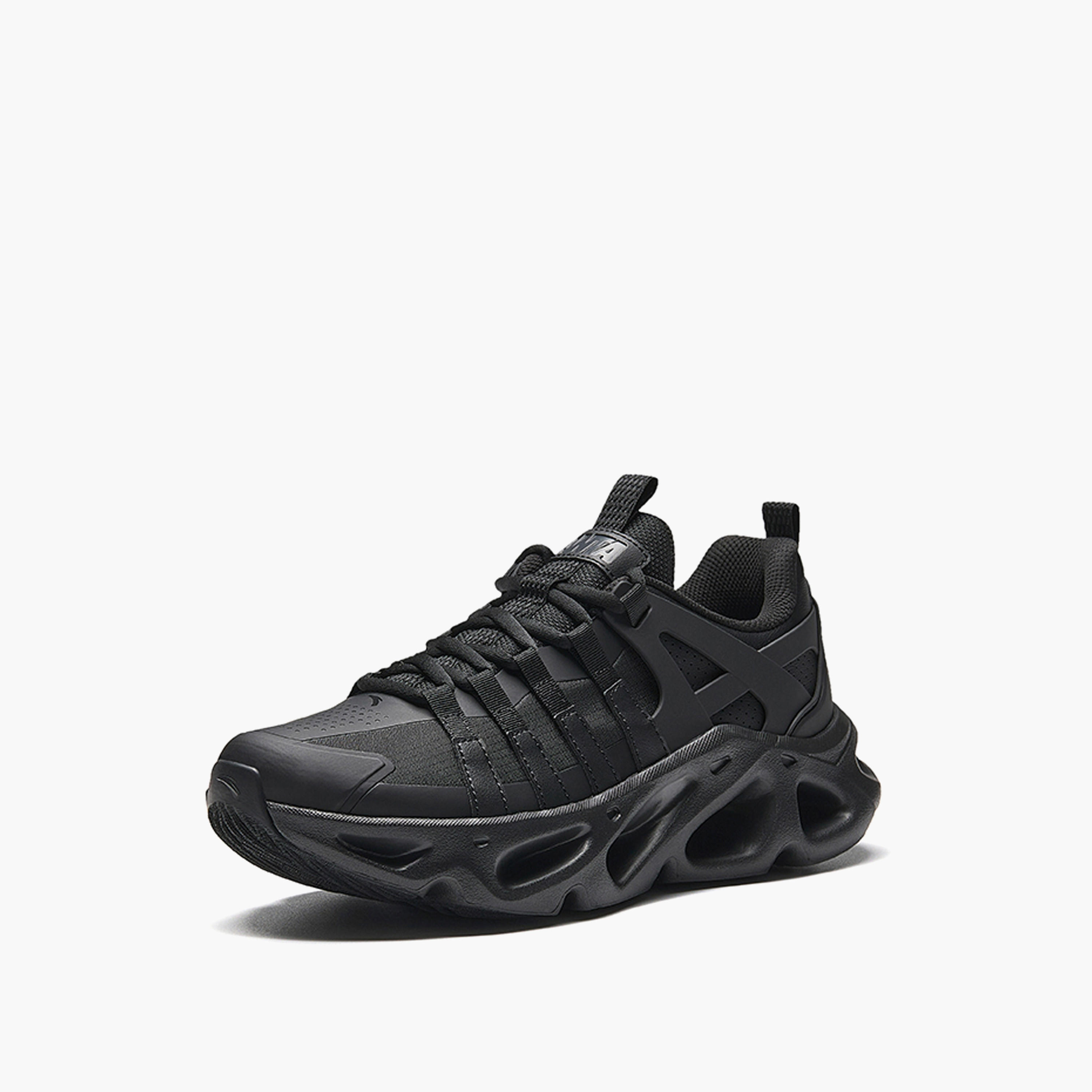 حذاء سنيكرز طول الكاحل برباط إغلاق للرجال من أنتا - ستريت رونر-sports-men-shoes-image-1