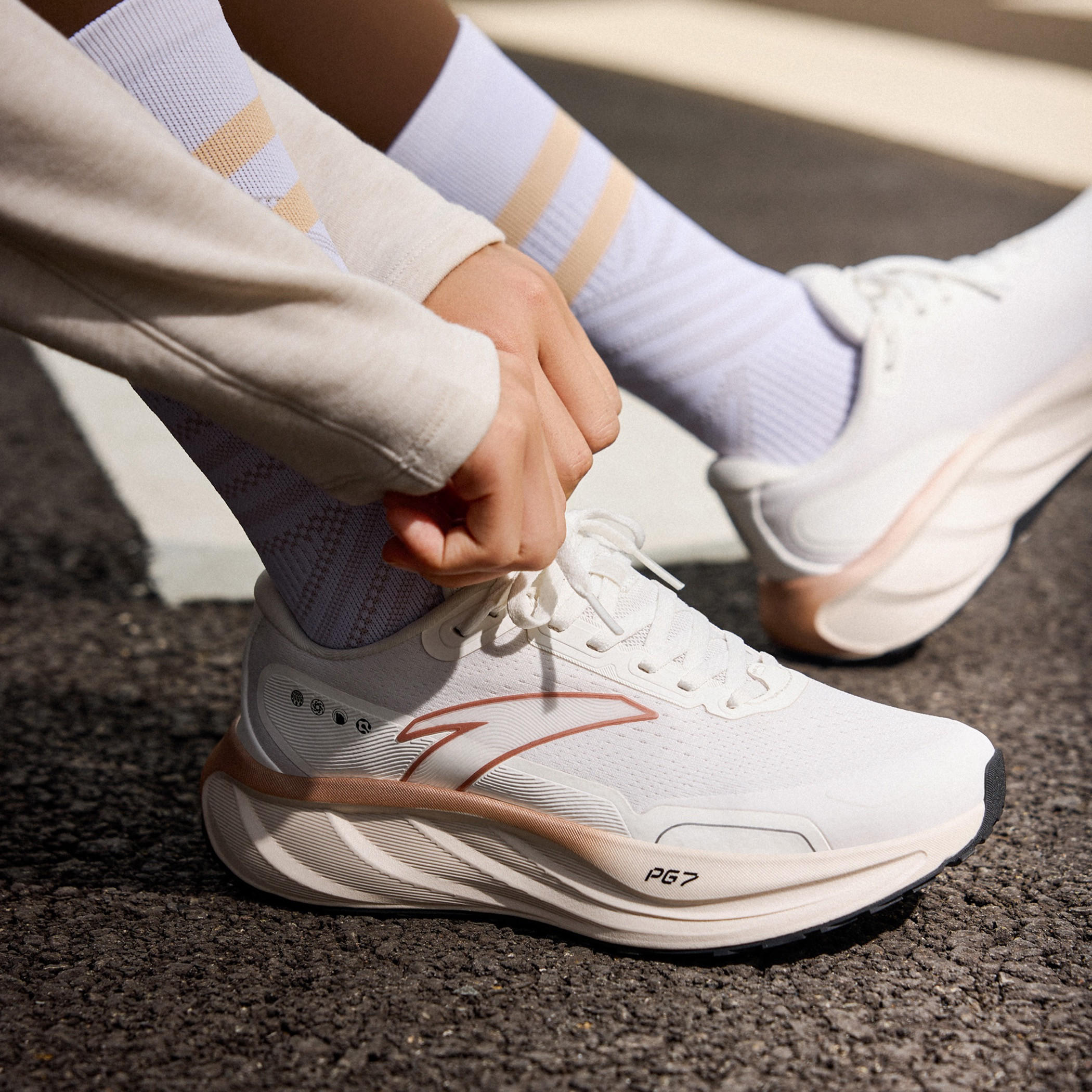 حذاء مشي برباط إغلاق للنساء من أنتا - جورني ووكر - بي جي7 - 2.5-sports-women-shoes-image-7