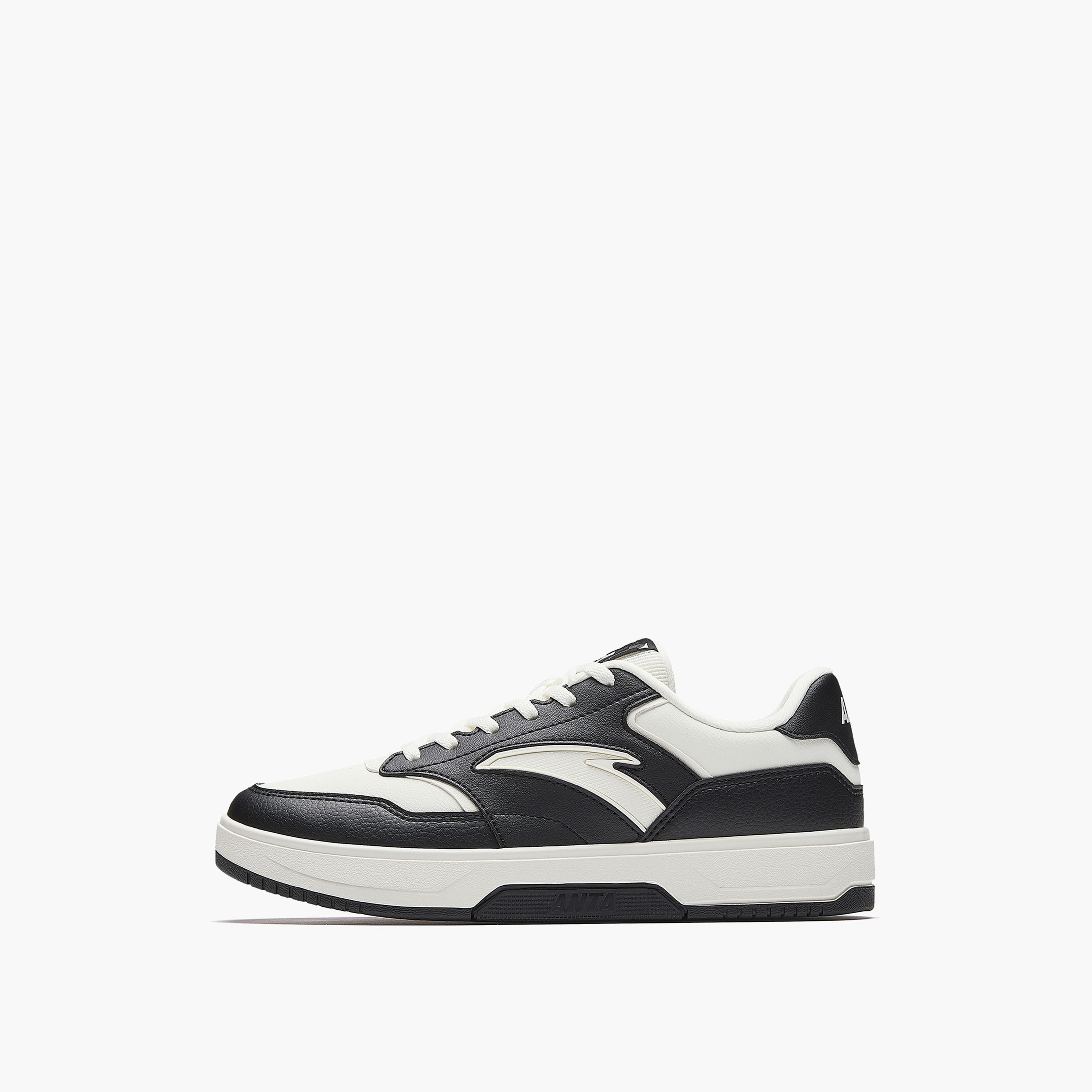 حذاء سنيكرز طول الكاحل برباط إغلاق للنساء من أنتا - ريفرز-sports-women-shoes-image-3