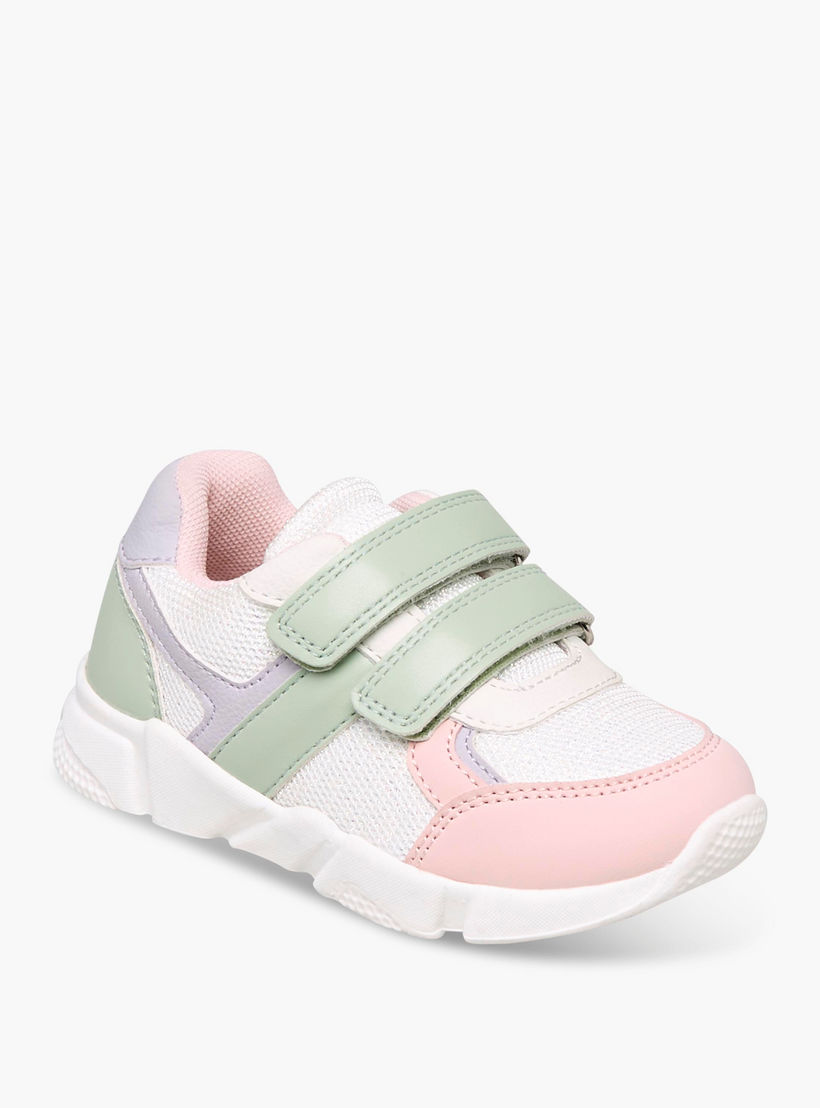 حذاء سنيكرز بطول الكاحل وشريط لاصق من بيرفيت-girls-shoes-sneakers-image-2