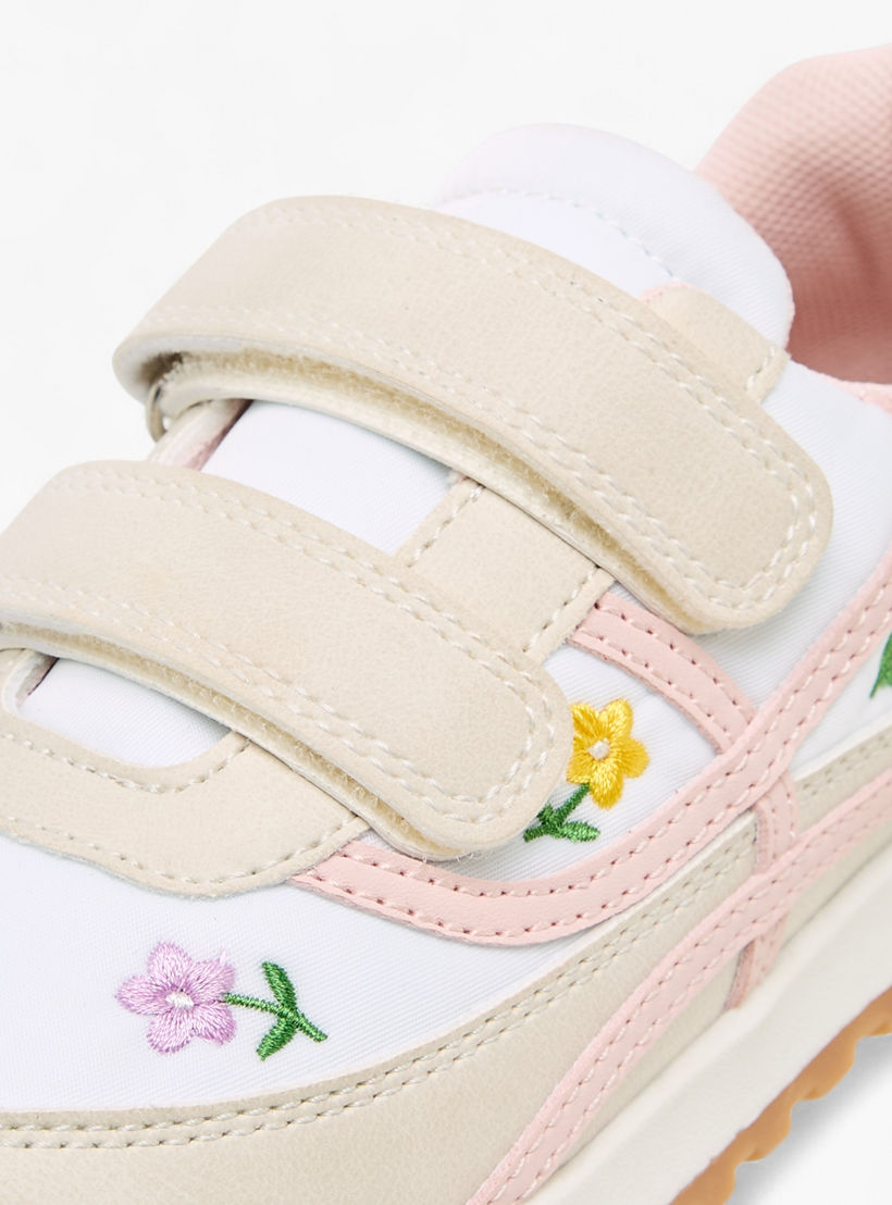 حذاء سنيكرز مطرّز بزهور للبنات من جونيورز-girls-shoes-sneakers-image-4