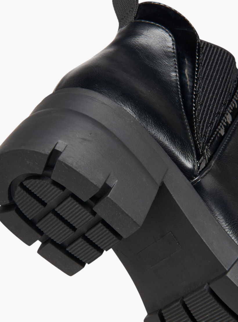 Celeste Women's Solid Ankle Boots with Zip Closure-women-shoes-boots-image-5