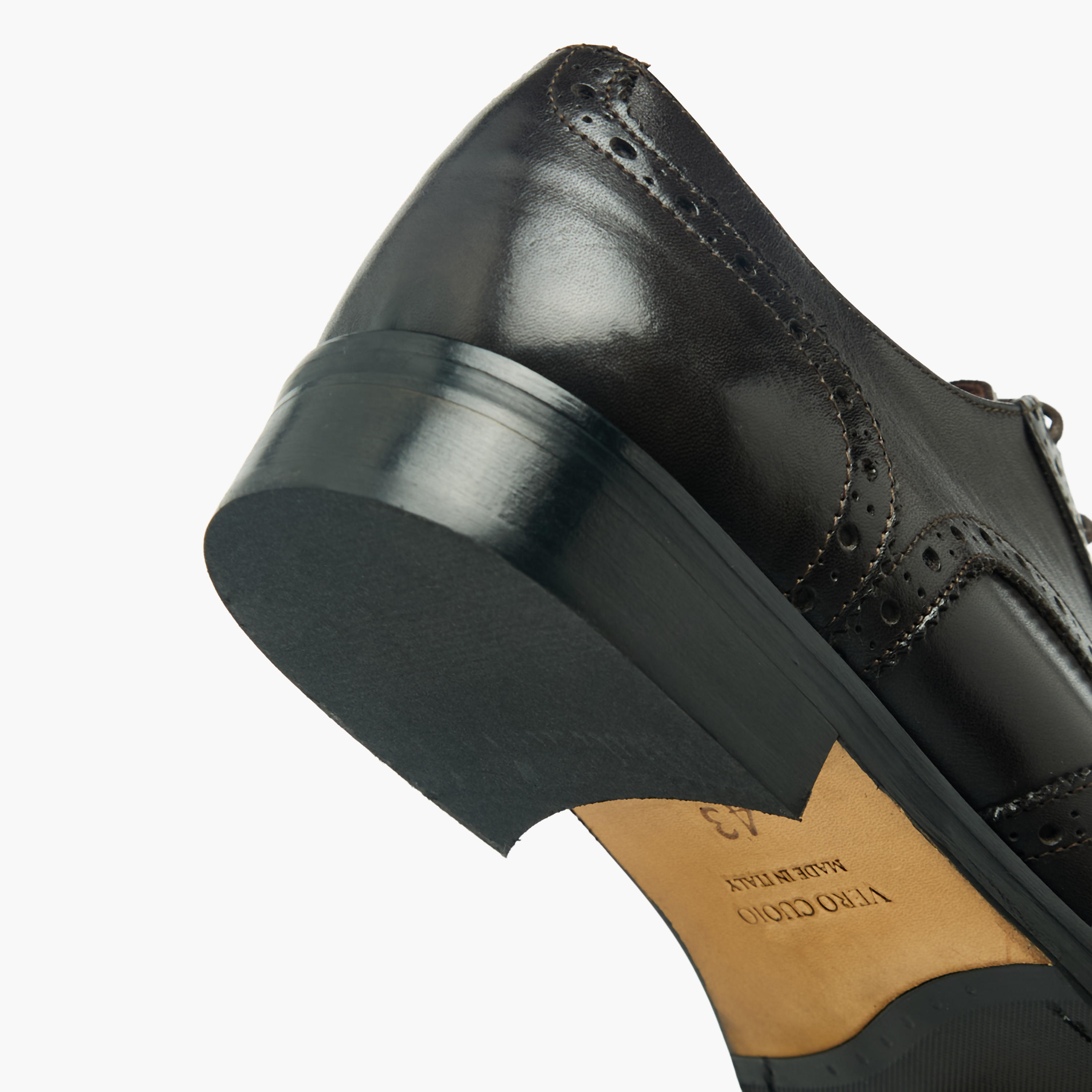 حذاء ديرقي رجالي بأربطة من الجلد الطبيعي-men-shoes-formalshoes-image-5