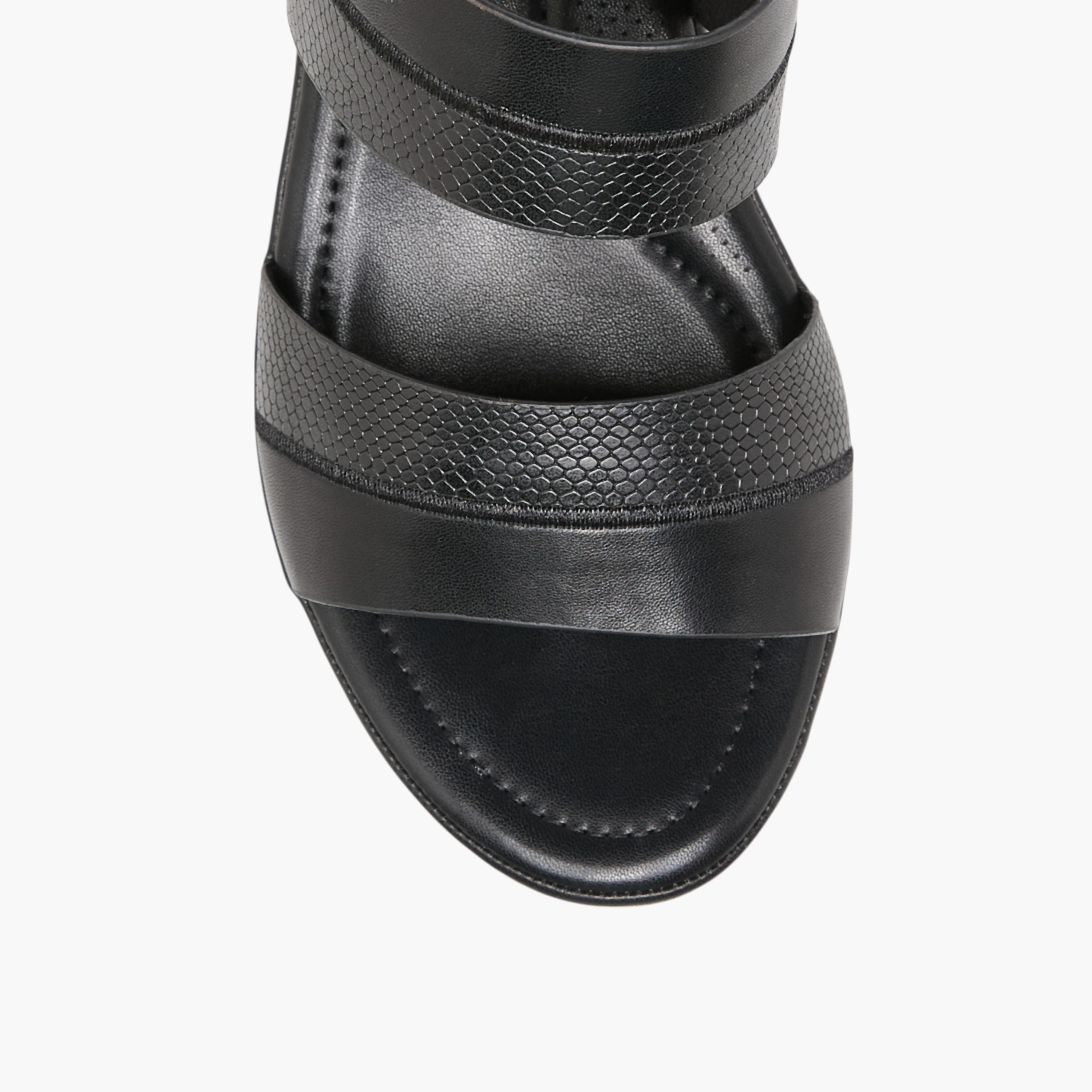 صندل سهل الارتداء بكعب عريض بارز الملمس من فلورا بيلا-women-shoes-sandals-heeled-image-4