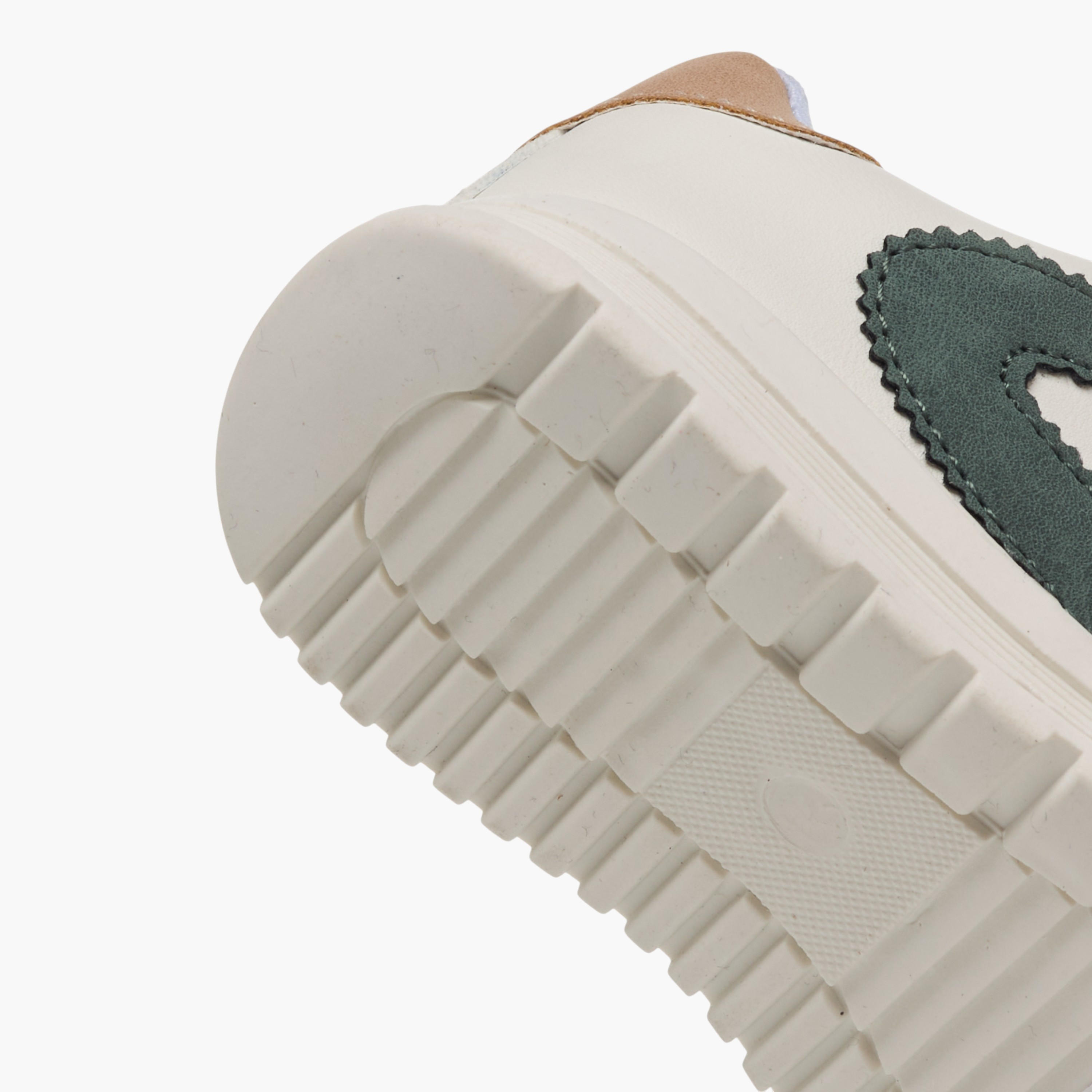 حذاء سنيكرز بشريط إغلاق لاصق للأولاد من بارفيت-boys-shoes-sneakers-image-5