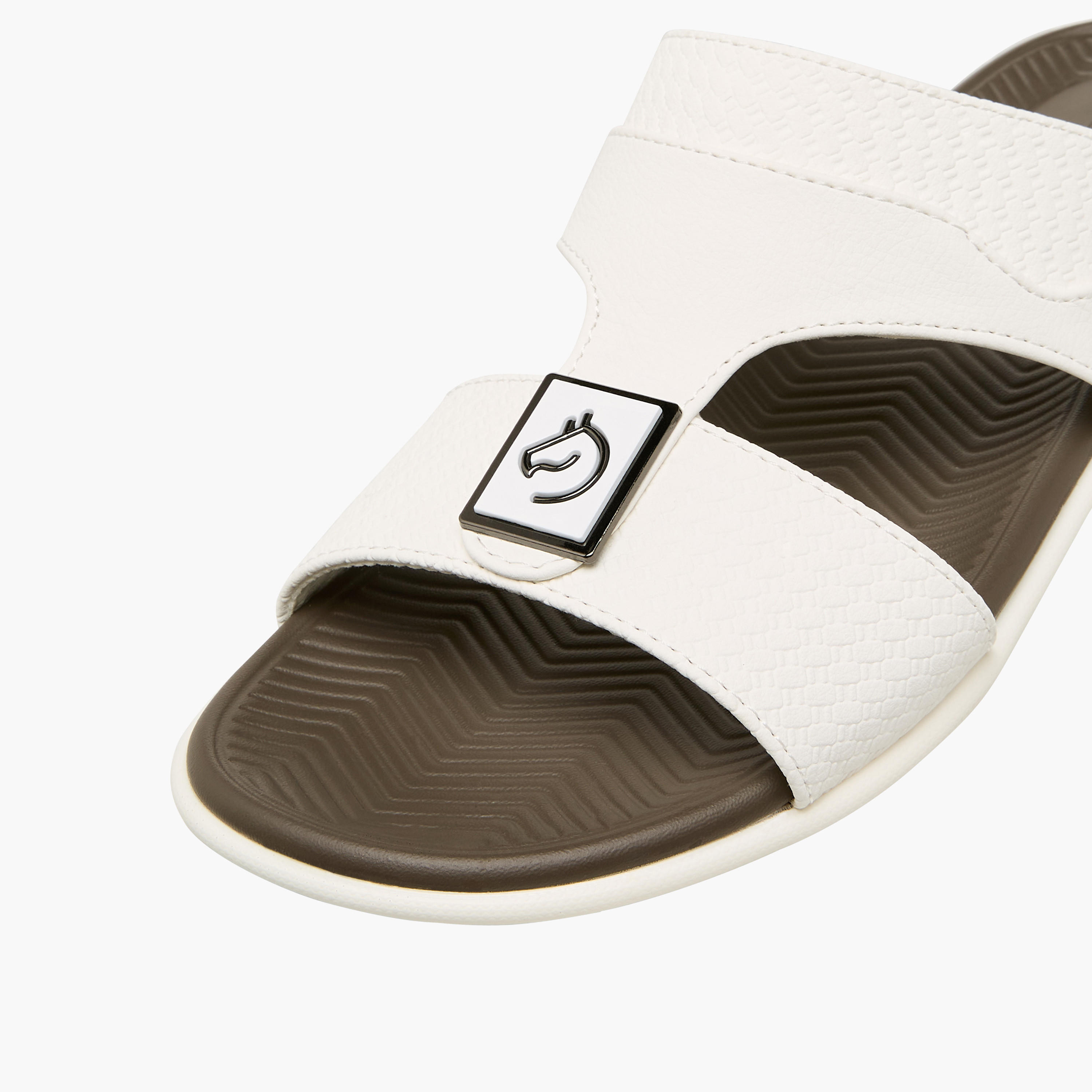 صندل عربي بارز الملمس للرجال من إل بي إل من شو إكسبريس-men-shoes-sandals-image-4