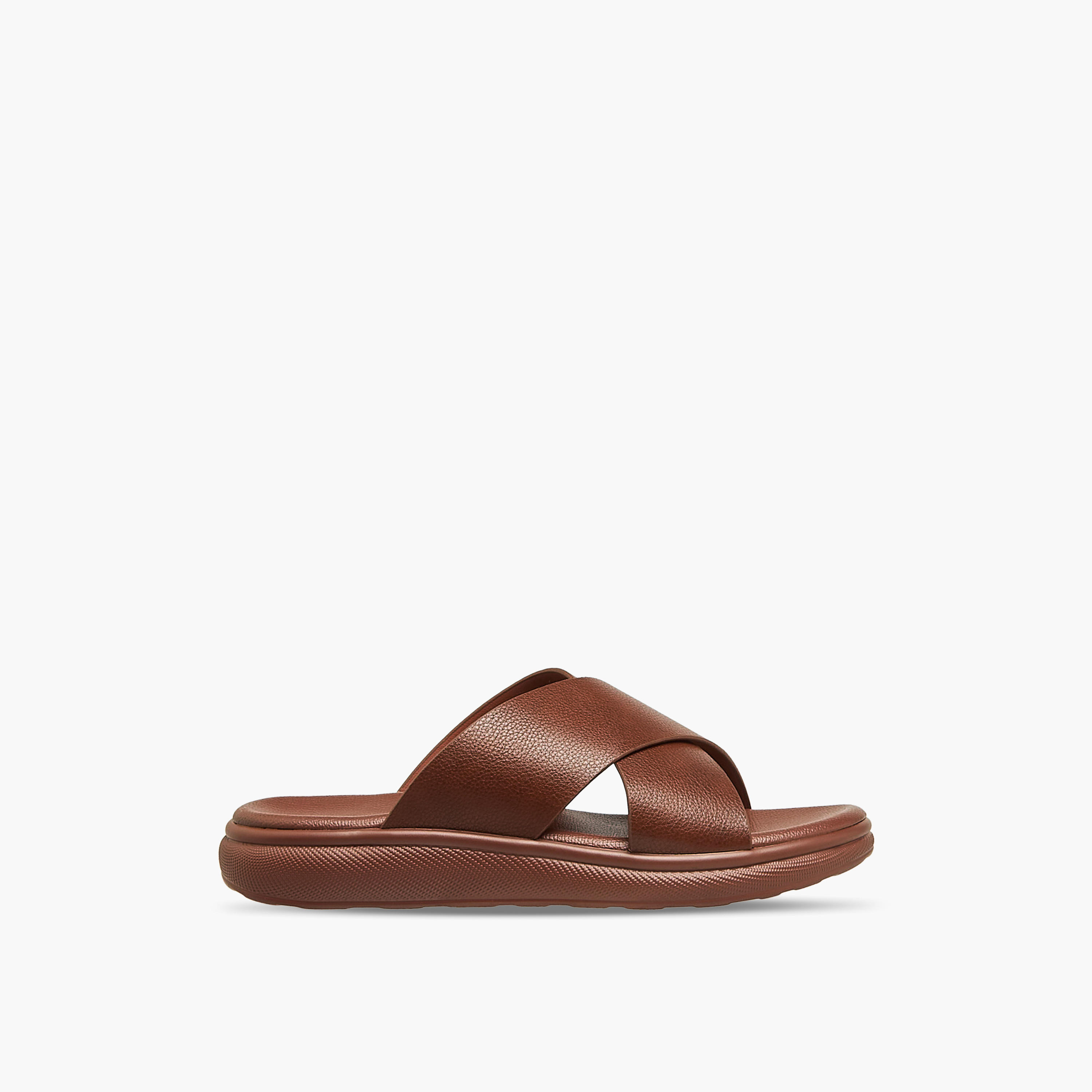 صندل سادة بحزام متقاطع للرجال من إل بي إل من شوإكسبريس-men-shoes-sandals-image-3