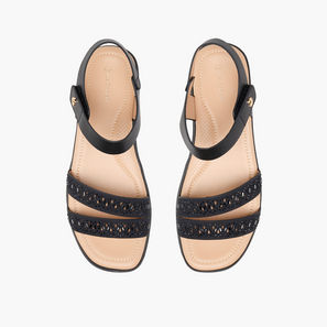 صندل مزين للنساء من لو كونفورت-women-shoes-flats-image-1