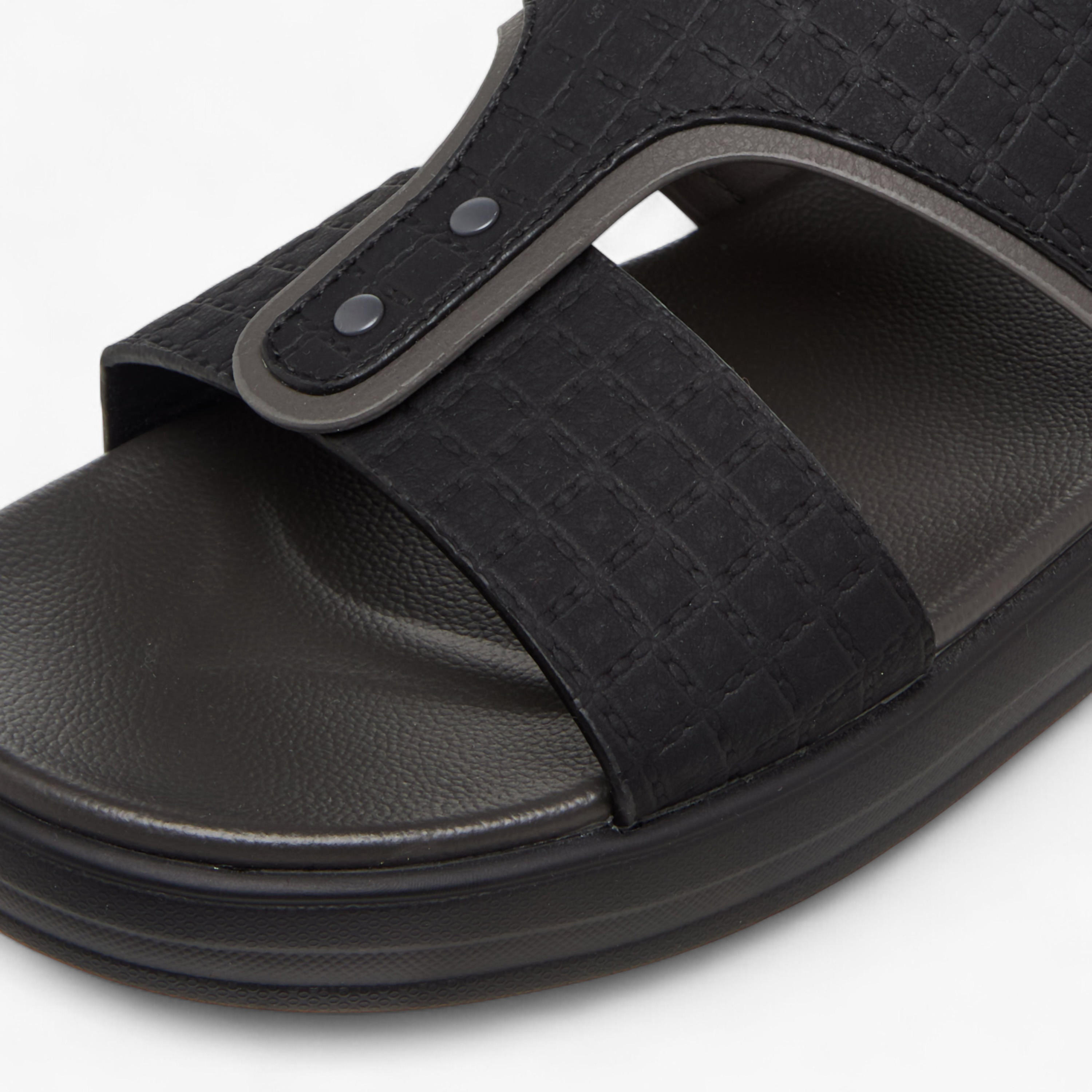 صندل عربي سهل الارتداء للرجال من إل بي إل من شو إكسبريس-men-shoes-sandals-image-4