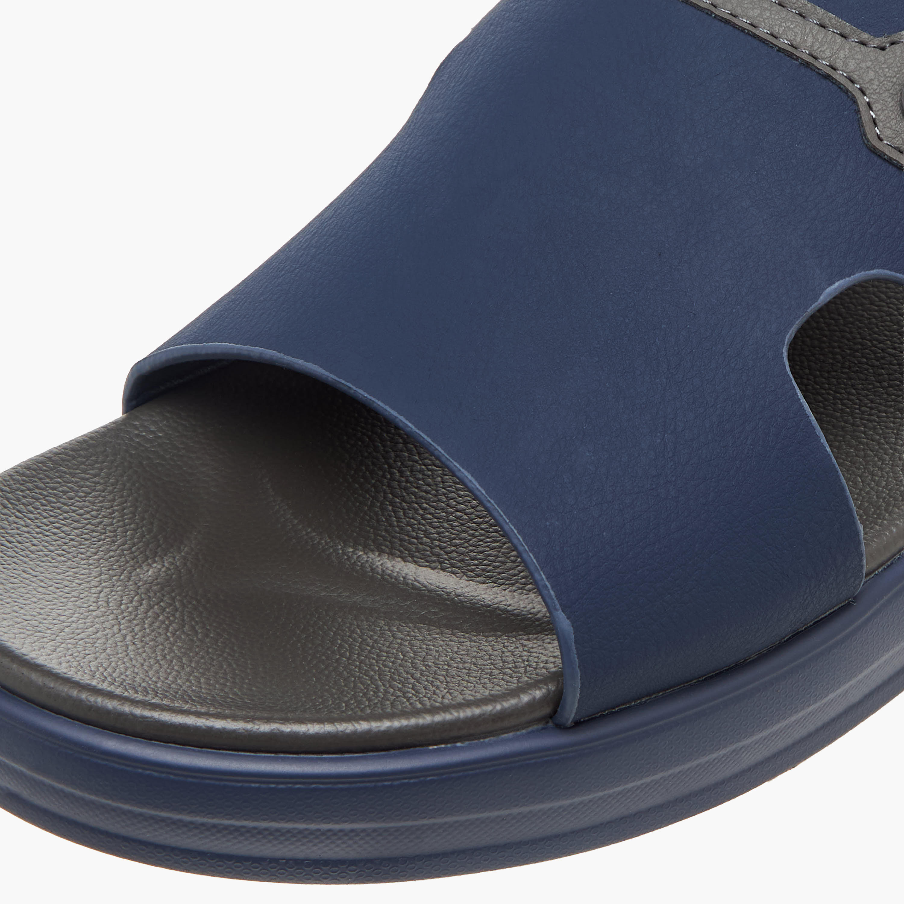 صندل مريح سهل الارتداء للرجال إل بي إل من شو إكسبريس-men-shoes-sandals-image-4