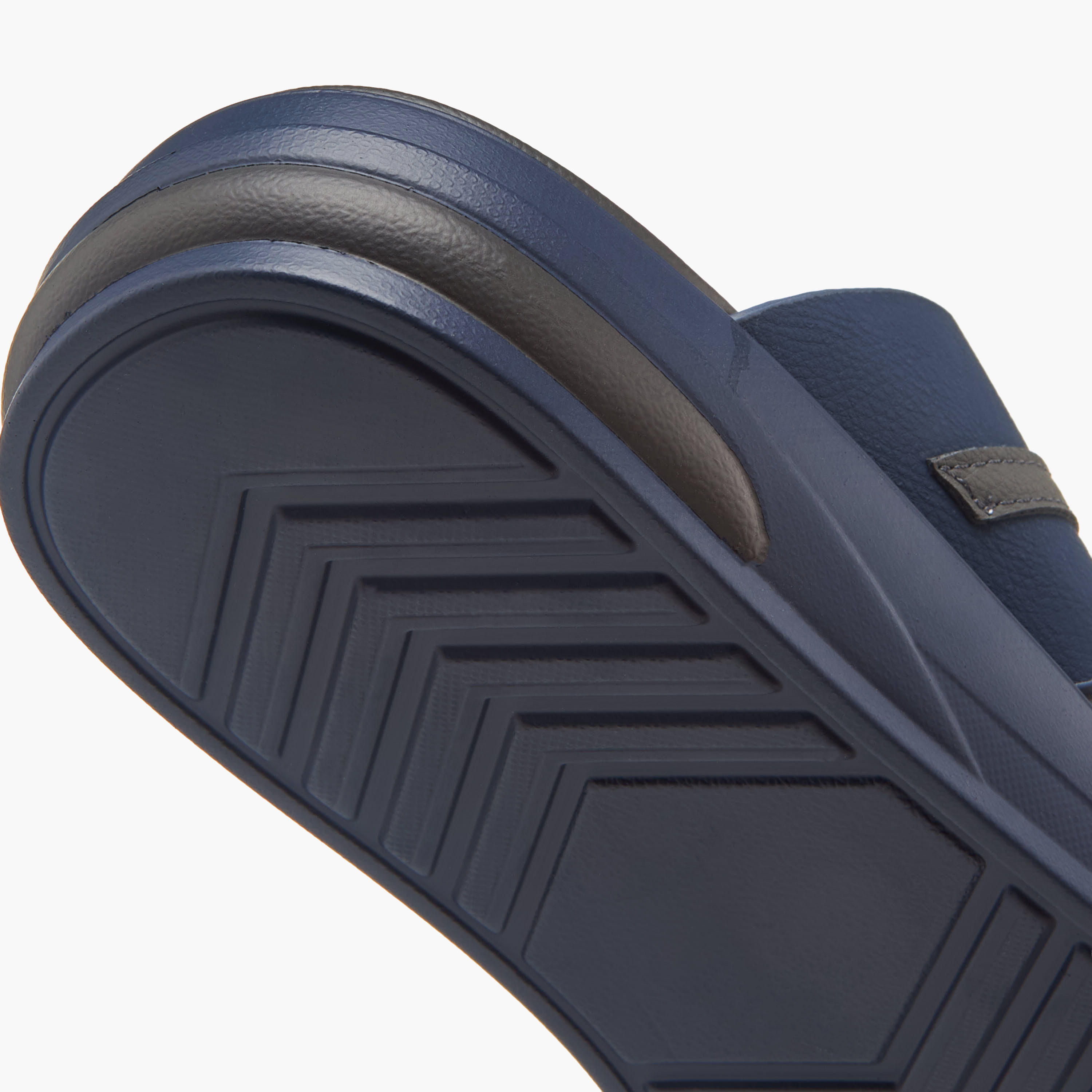 صندل مريح سهل الارتداء للرجال إل بي إل من شو إكسبريس-men-shoes-sandals-image-6
