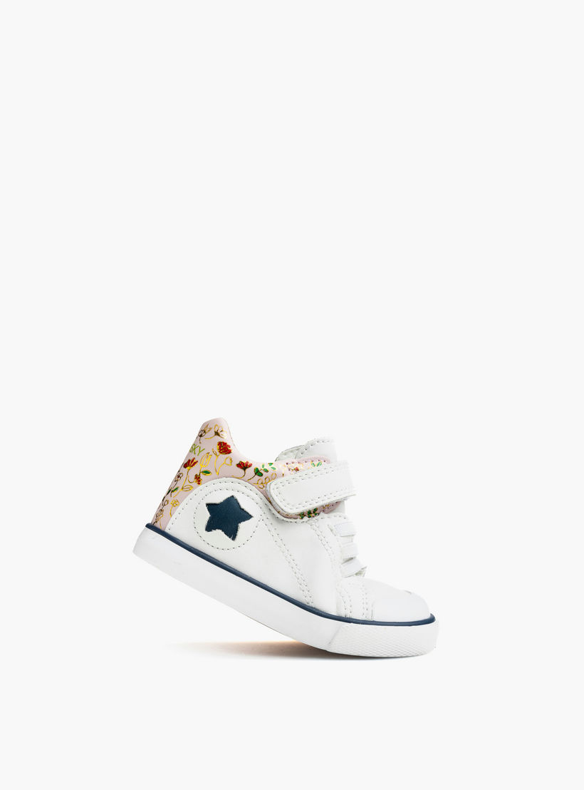 حذاء رياضي بشريط إغلاق للأولاد من بابلوسكي-baby-boys-shoes-closedshoes-image-4