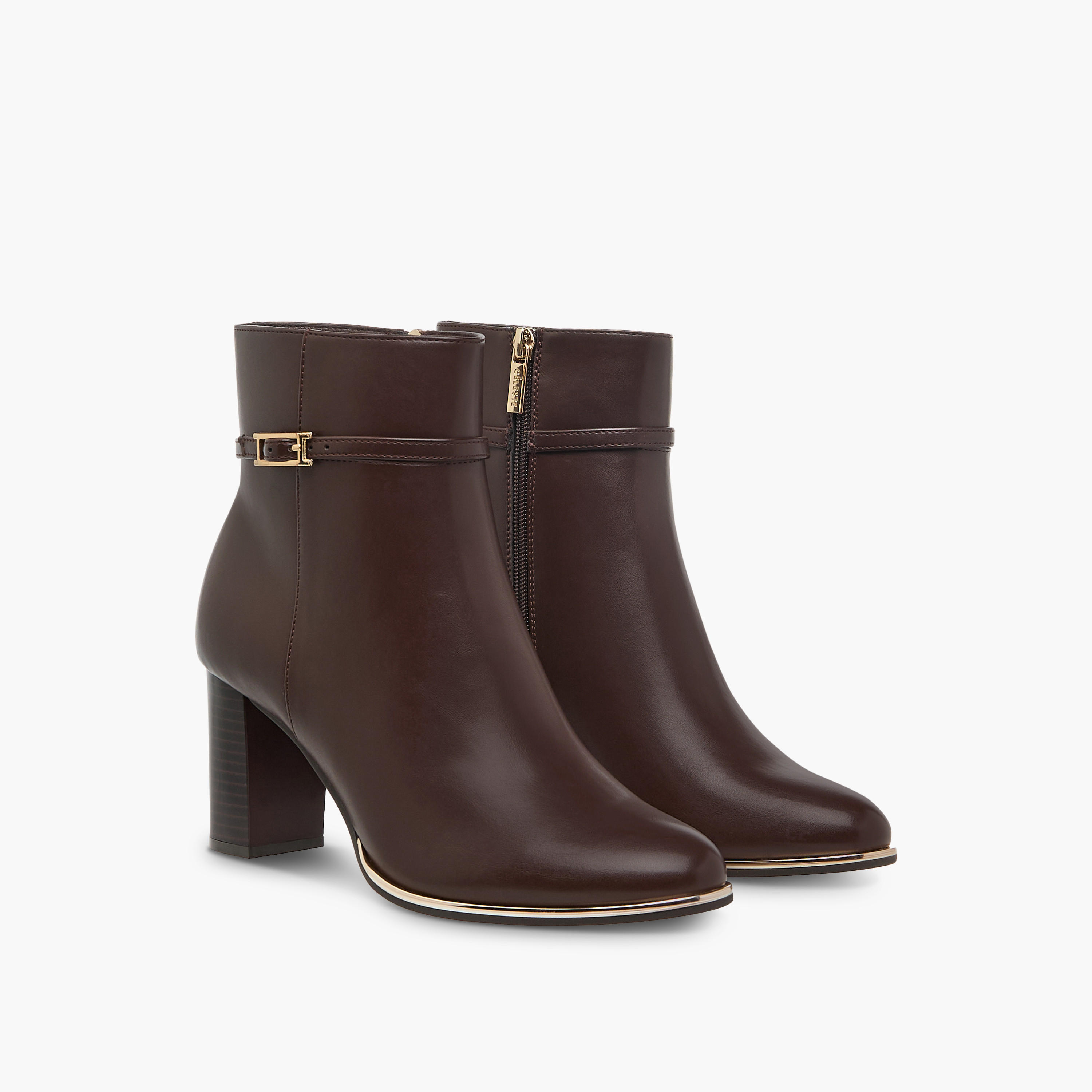 بوت كاحل سادة بسحاب إغلاق وكعب سميك للنساء من سيليست-women-shoes-boots-image-1