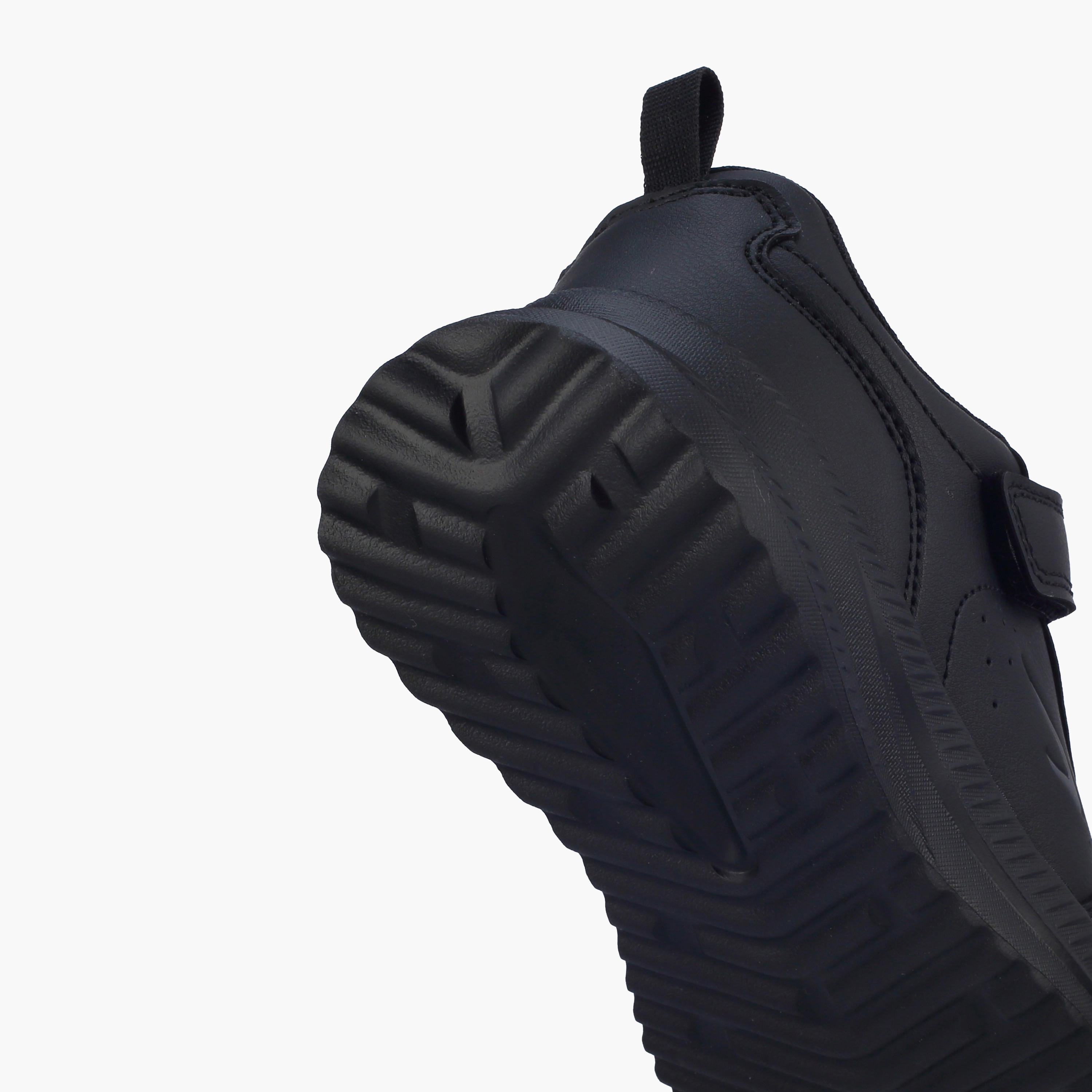 حذاء رياضي بشريط إغلاق لاصق للأولاد من داش-boys-shoes-sneakers-image-5