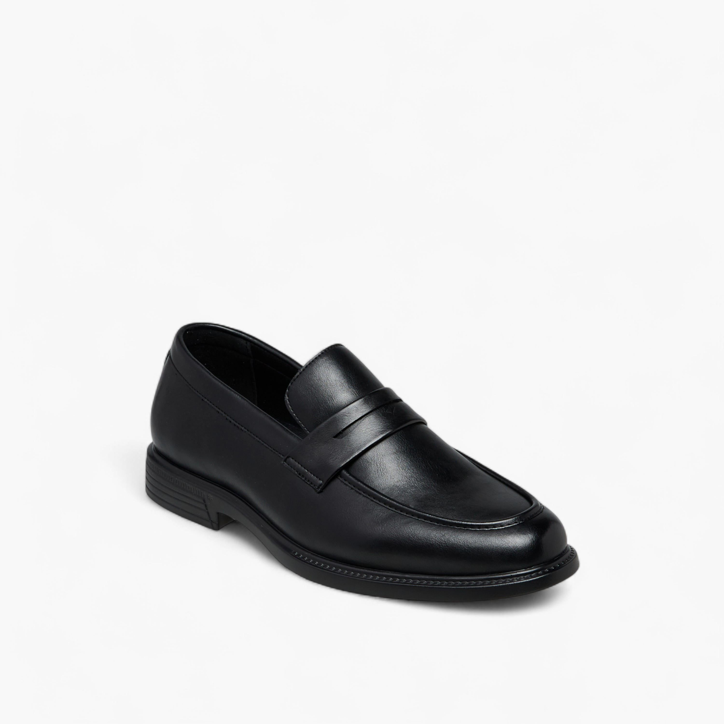 حذاء لوفر سهل الارتداء بتفاصيل مفرغة للرجال من دوتشيني-men-shoes-formalshoes-image-2