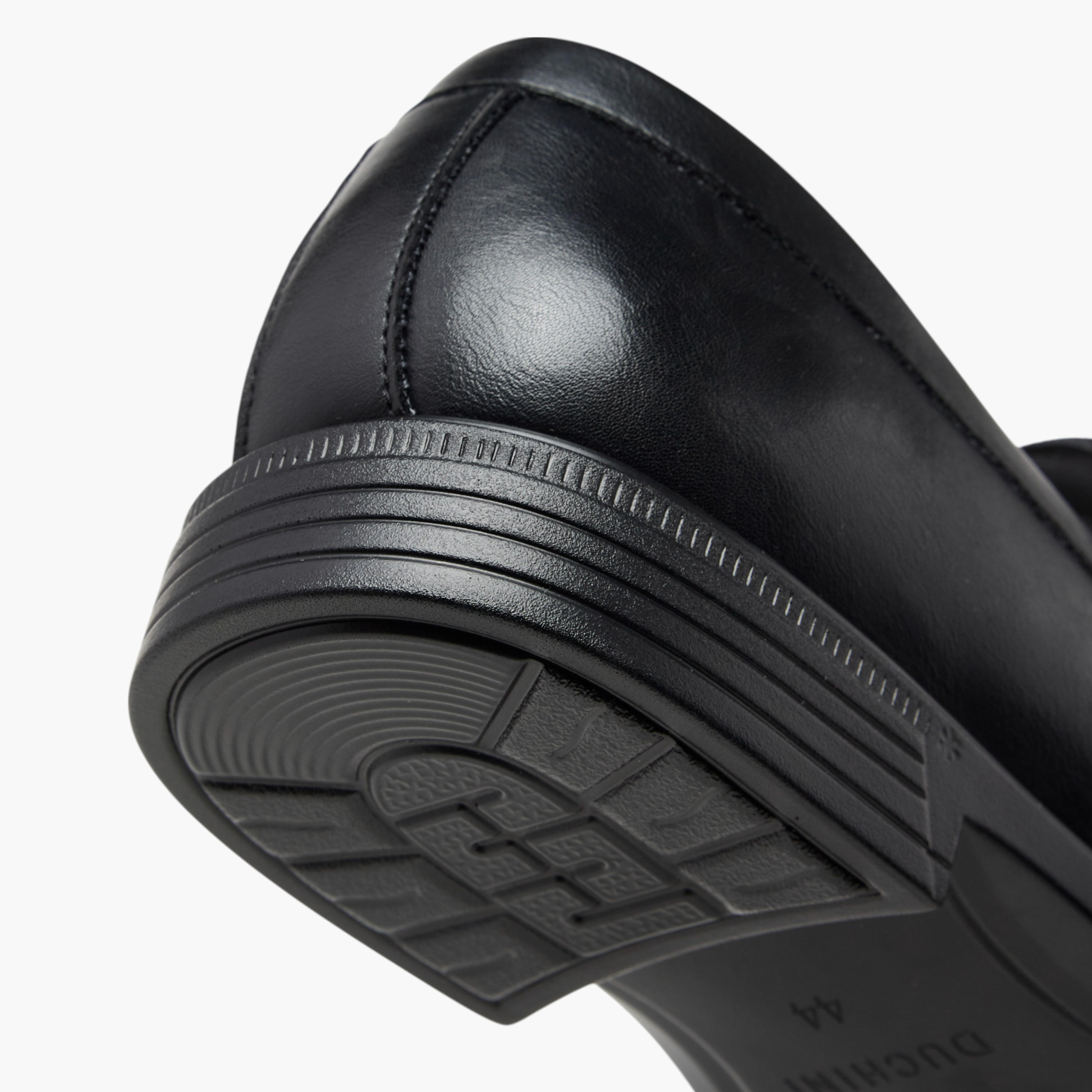 حذاء لوفر سهل الارتداء بتفاصيل مفرغة للرجال من دوتشيني-men-shoes-formalshoes-image-5