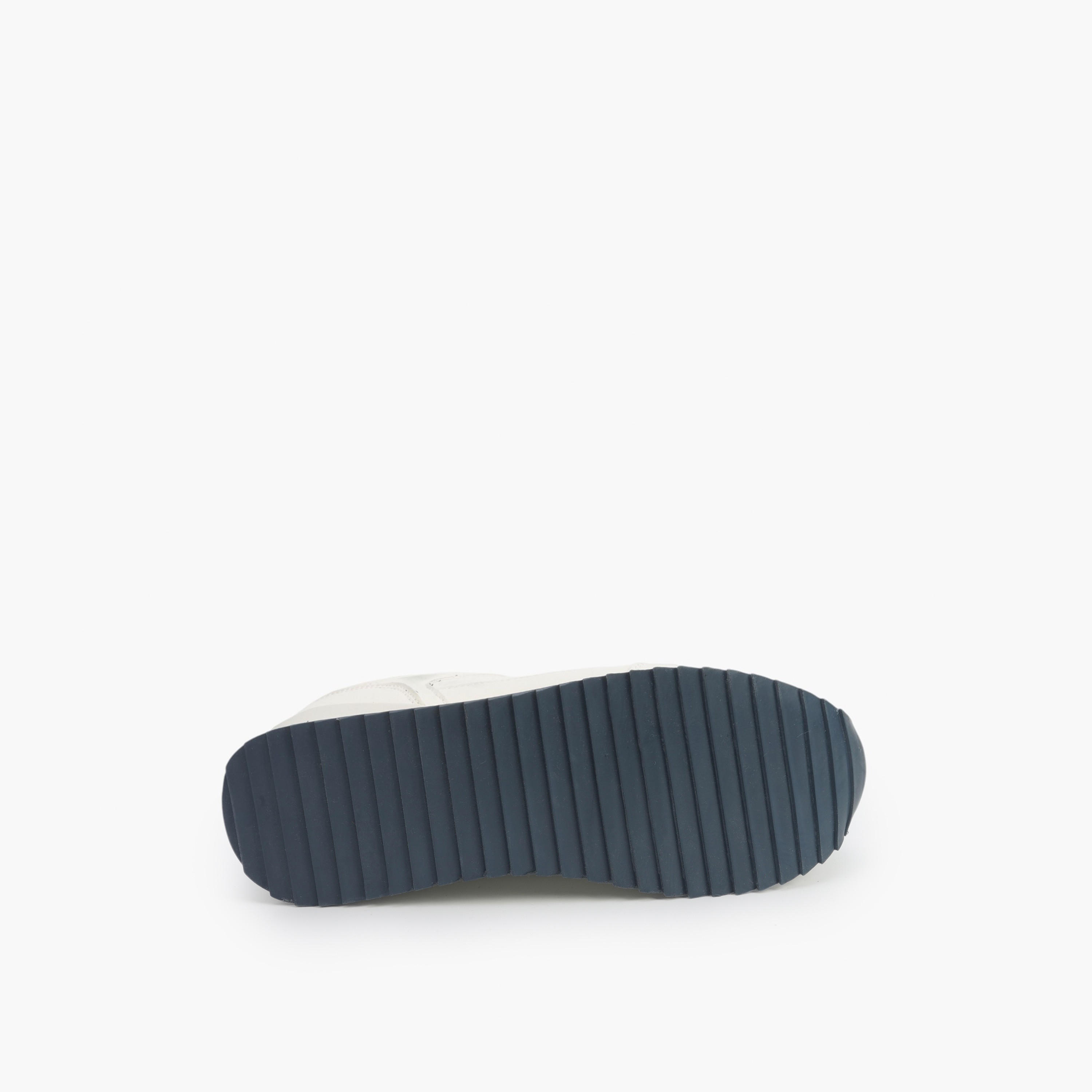 حذاء سنيكرز برباط للرجال من يو إس بولو أسن-men-shoes-sneakers-image-4