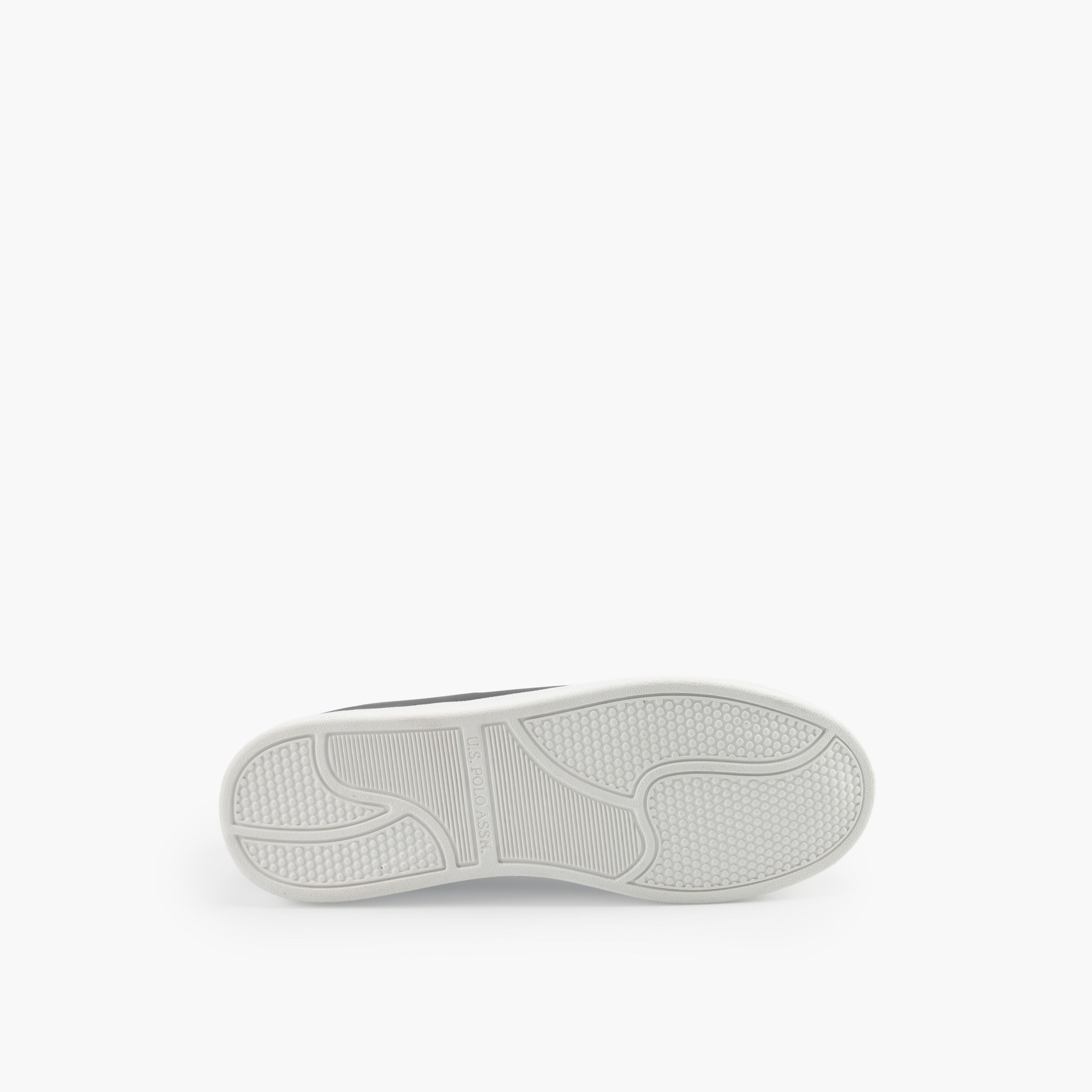 حذاء سنيكرز برباط إغلاق وطبعات شعار للرجال من يو إس بولو-men-shoes-sneakers-image-4