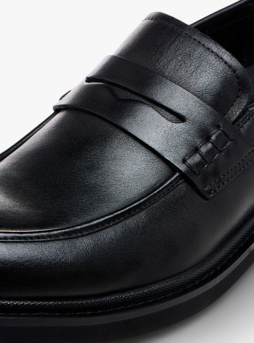 حذاء خفيف جلد سهل الارتداء بتفاصيل مفرّغة للرجال من دوتشيني-men-shoes-formalshoes-image-4