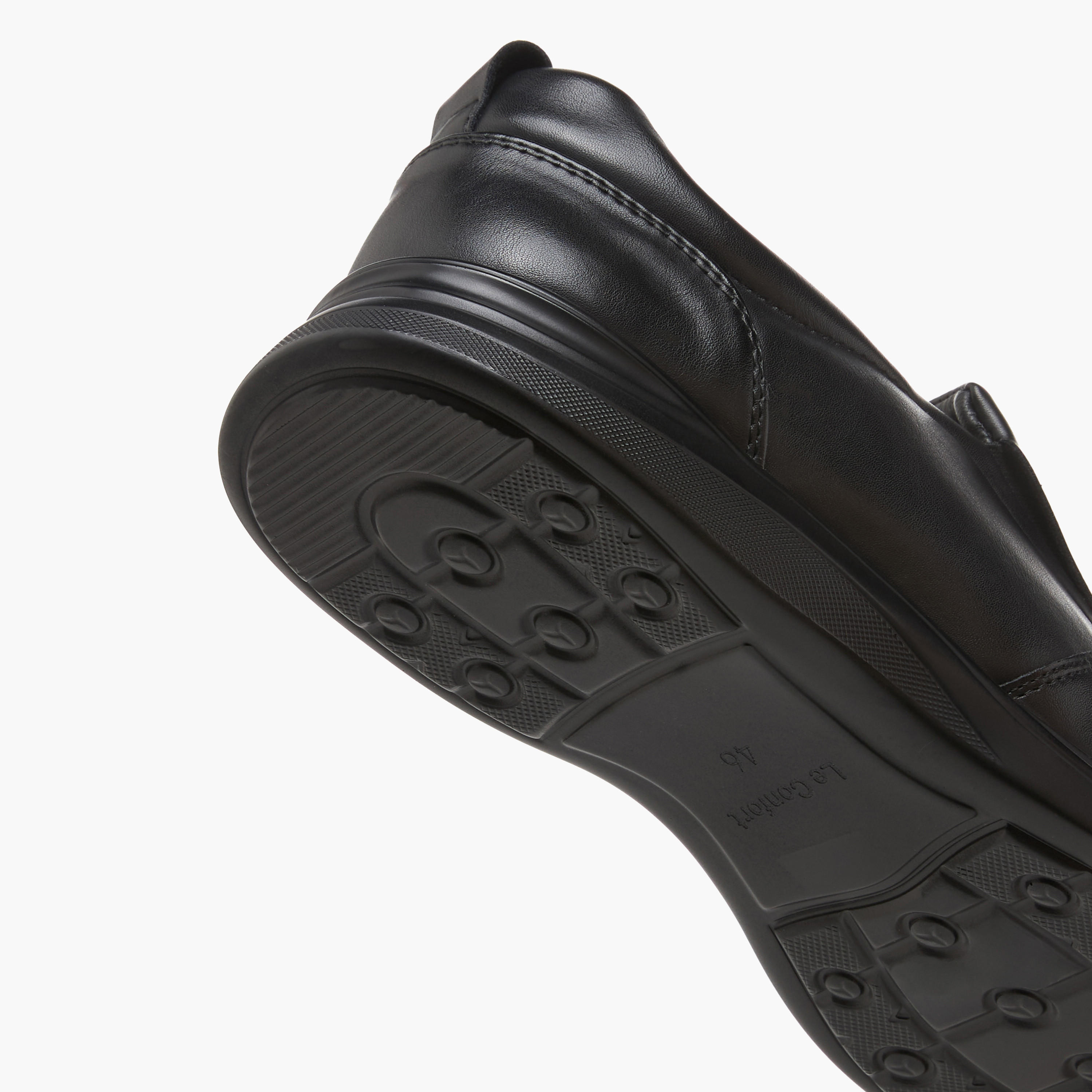 حذاء خفيف سهل الارتداء للرجال من لو كونفورت-men-shoes-loafersandmoccasins-image-5