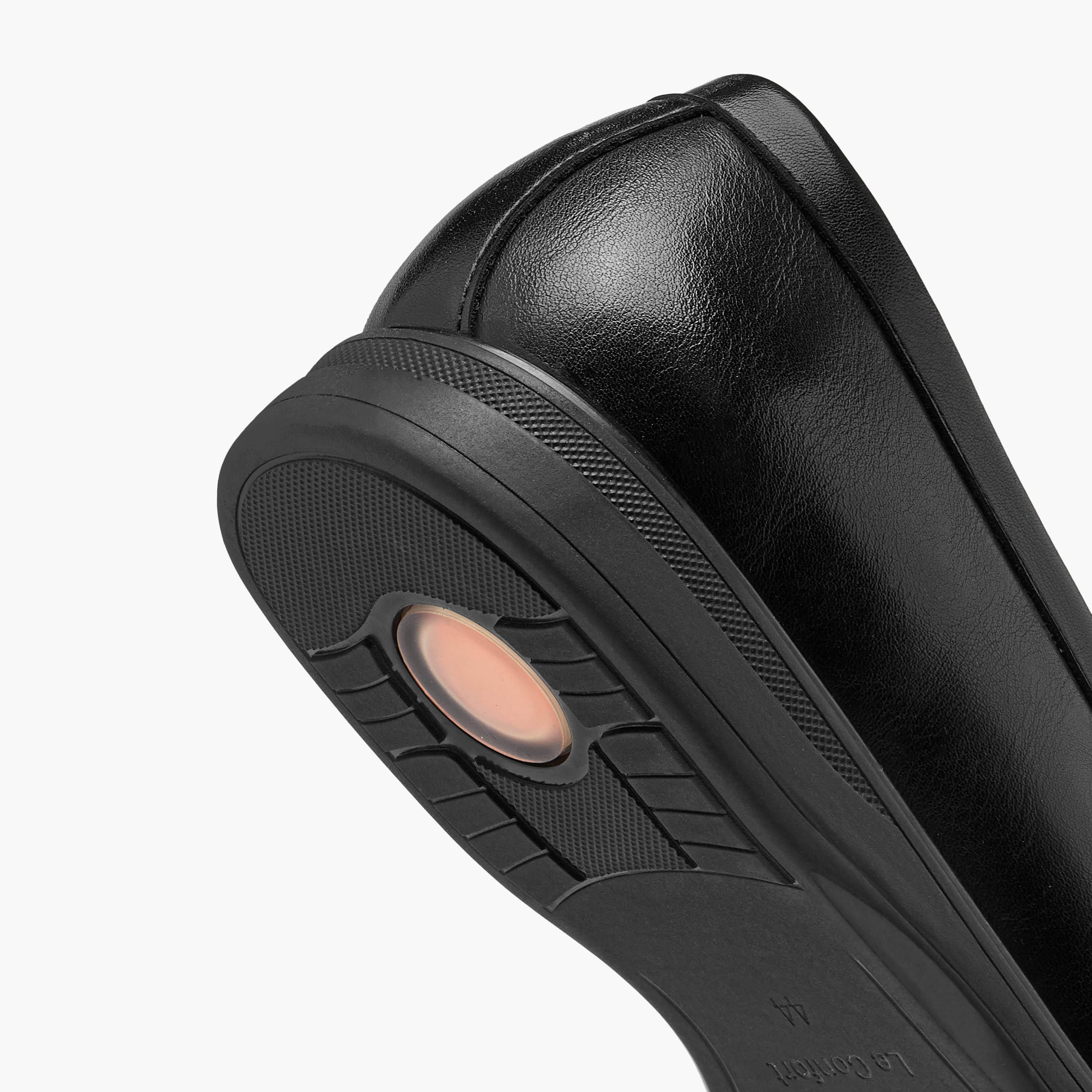 حذاء سهل الارتداء للرجال من لو كونفورت-men-shoes-formalshoes-image-5