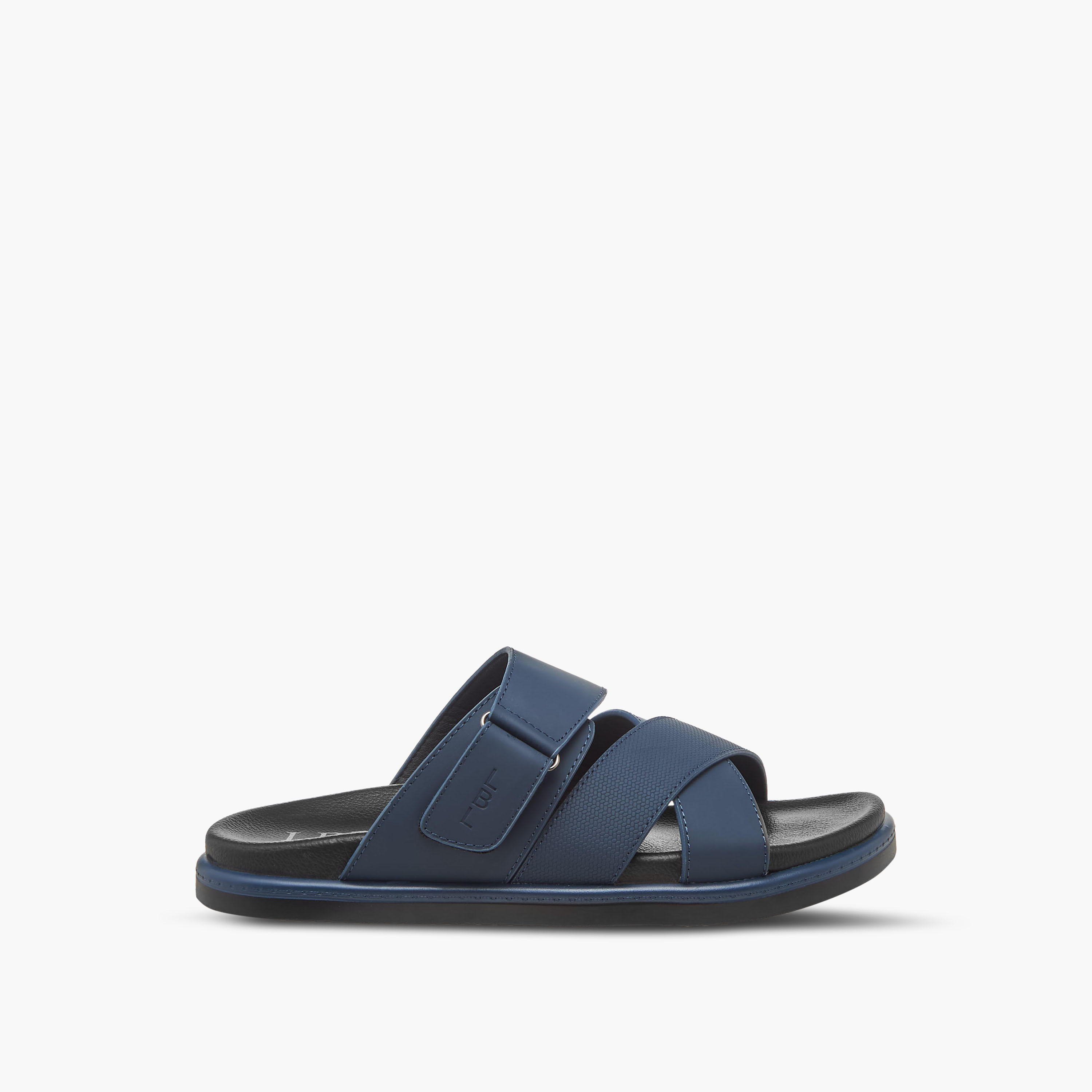 صندل بأحزمة متقاطعة للرجال إل بي إل من شو إكسبريس-men-shoes-sandals-image-3