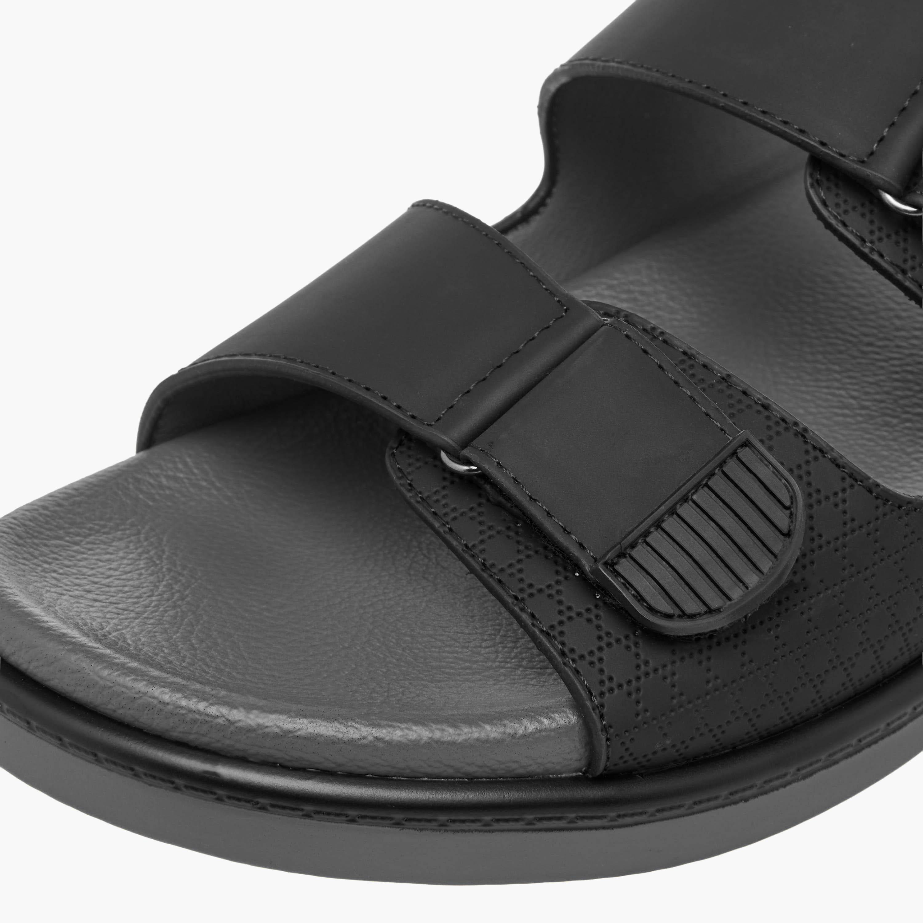 صندل مريح سهل الارتداء للرجال إل بي إل من شو إكسبريس-men-shoes-sandals-image-4