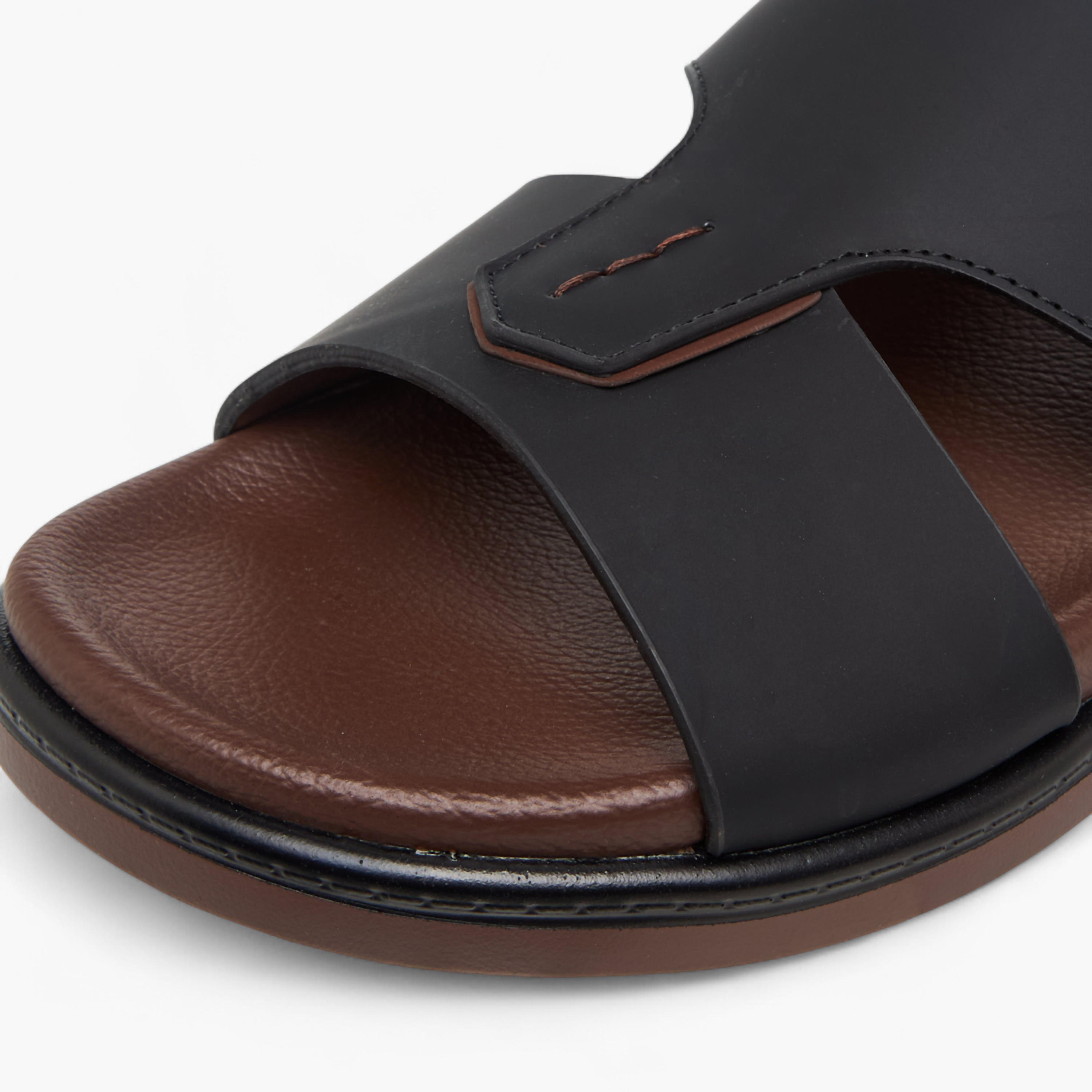 صندل سهل الارتداء للرجال من إل بي إل من شو إكسبريس-men-shoes-sandals-image-4