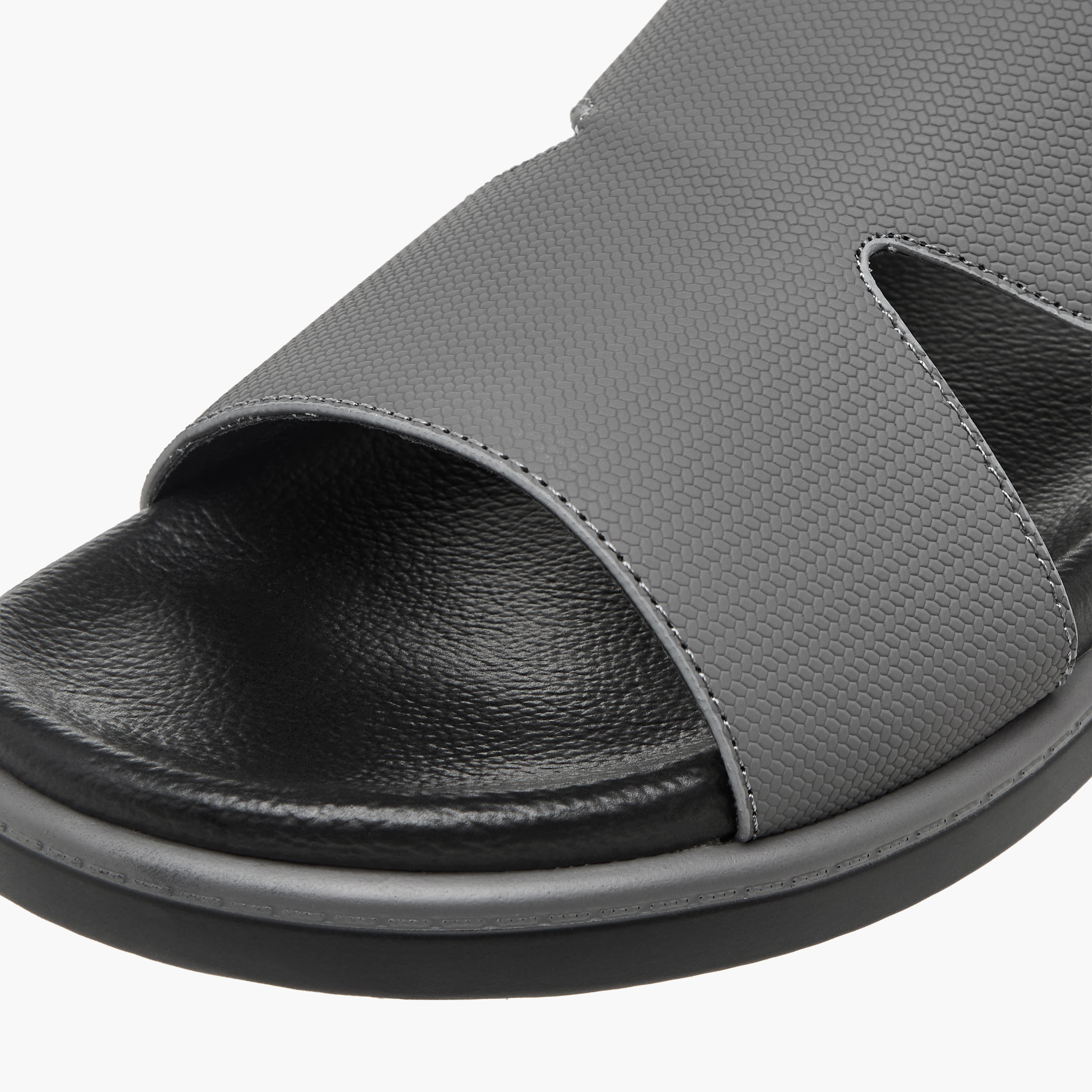 صندل مريح سهل الارتداء للرجال إل بي إل من شو إكسبريس-men-shoes-sandals-image-4